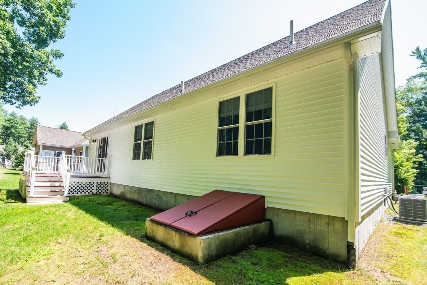 Condominium at 10 Ashley Ln # 10, Methuen MA 01844, Methuen, photo 20 of 25