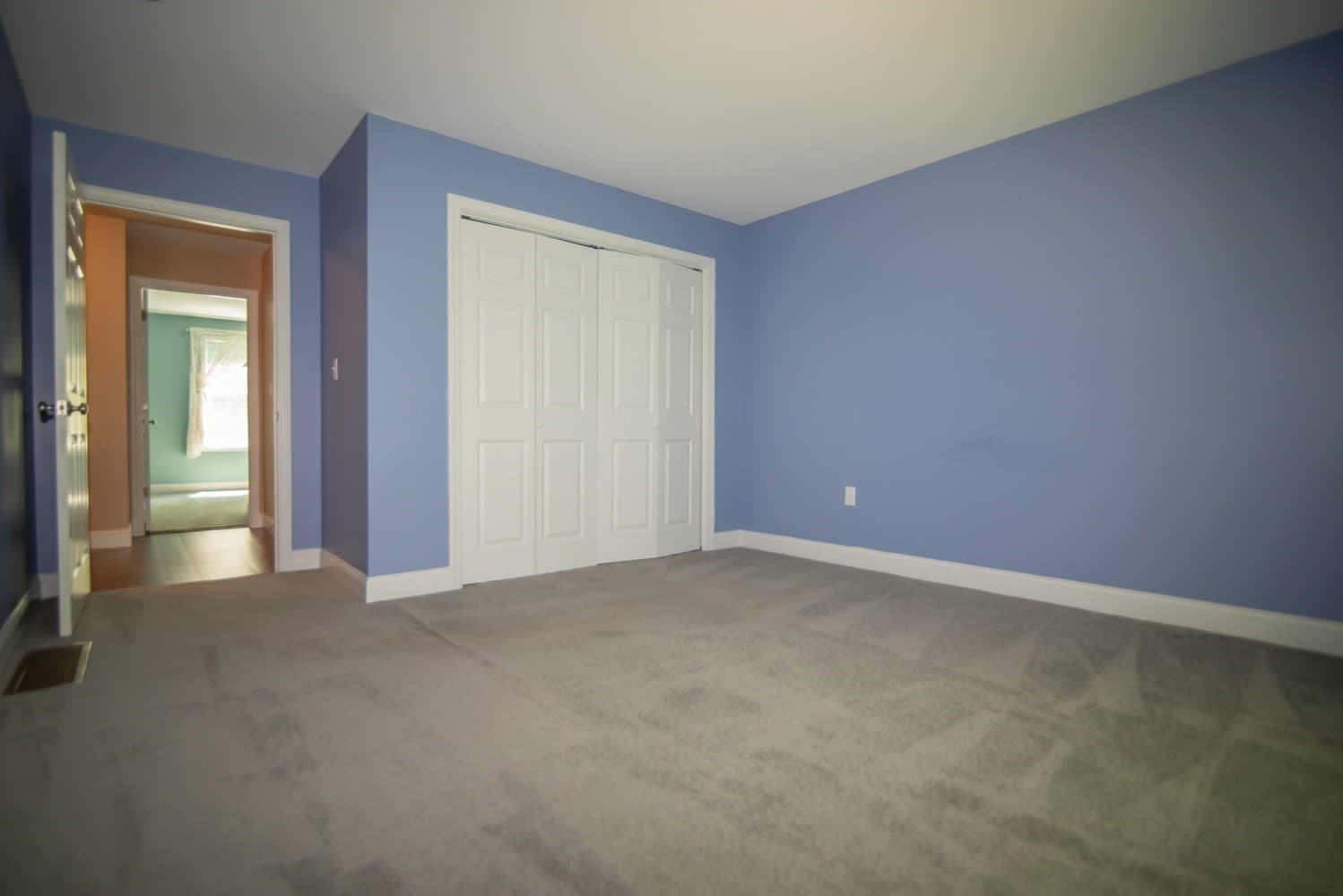 Condominium at 10 Ashley Ln # 10, Methuen MA 01844, Methuen, photo 14 of 25