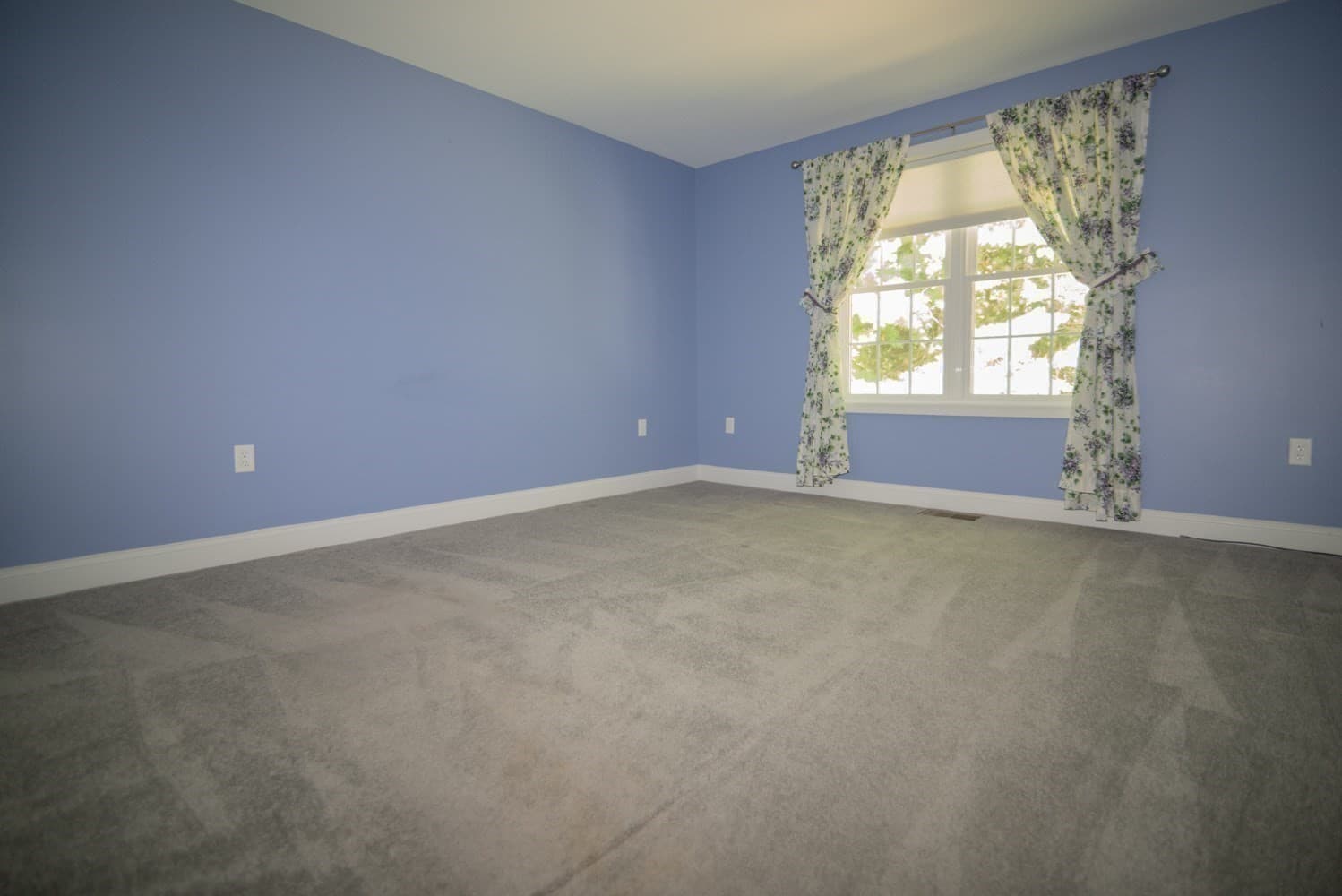 Condominium at 10 Ashley Ln # 10, Methuen MA 01844, Methuen, photo 15 of 25