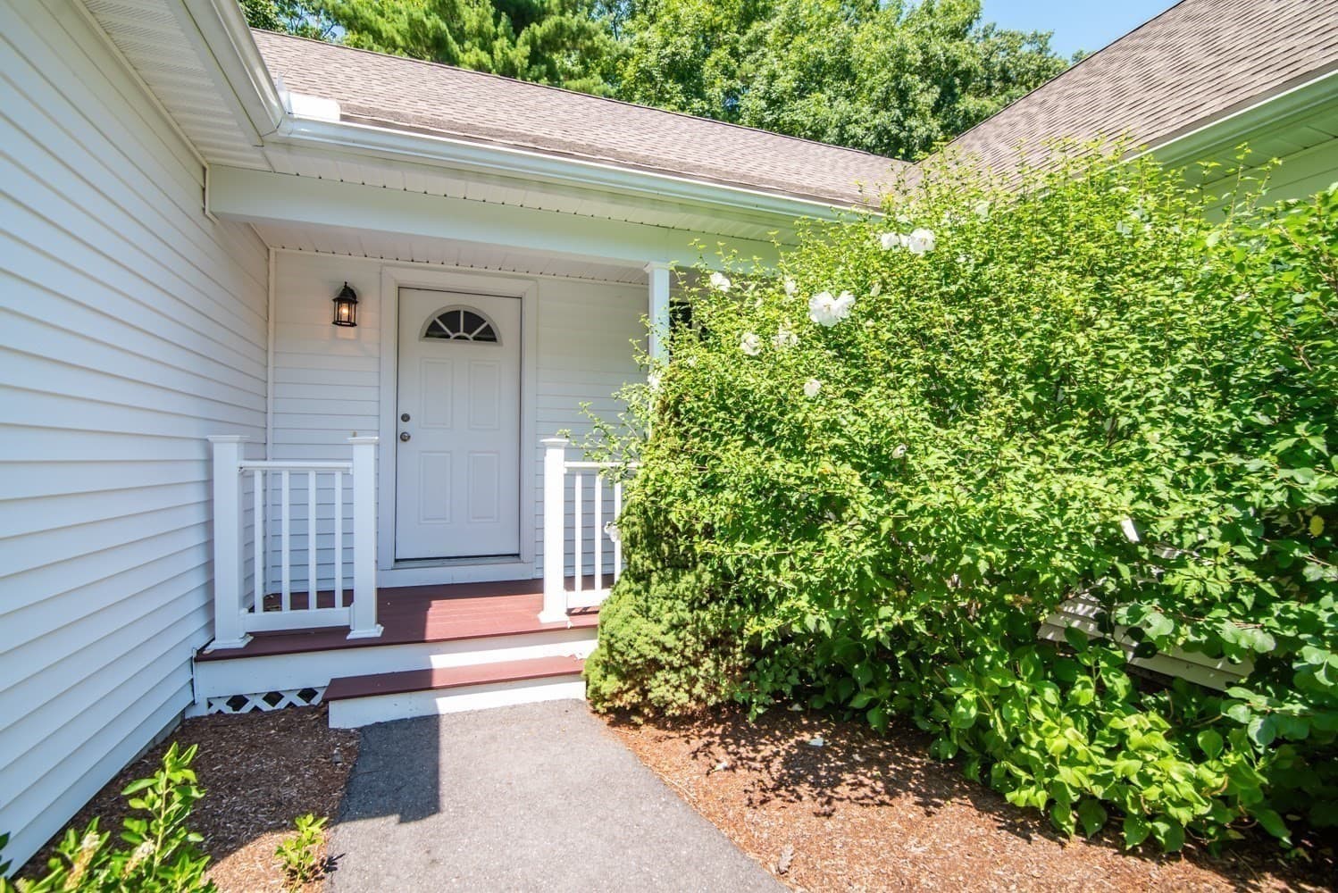 Condominium at 10 Ashley Ln # 10, Methuen MA 01844, Methuen, photo 4 of 25