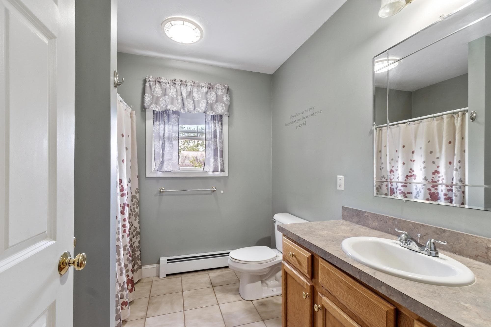 Single Family Residence at 4 Lynde St, Gardner MA 01440, Gardner, photo 23 of 29