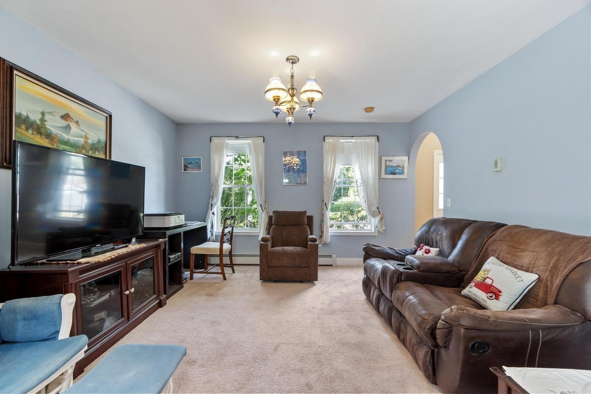 Single Family Residence at 4 Lynde St, Gardner MA 01440, Gardner, photo 6 of 29