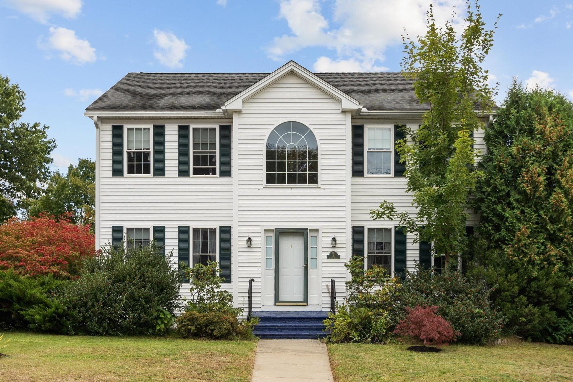 4 Lynde St, Gardner MA 01440