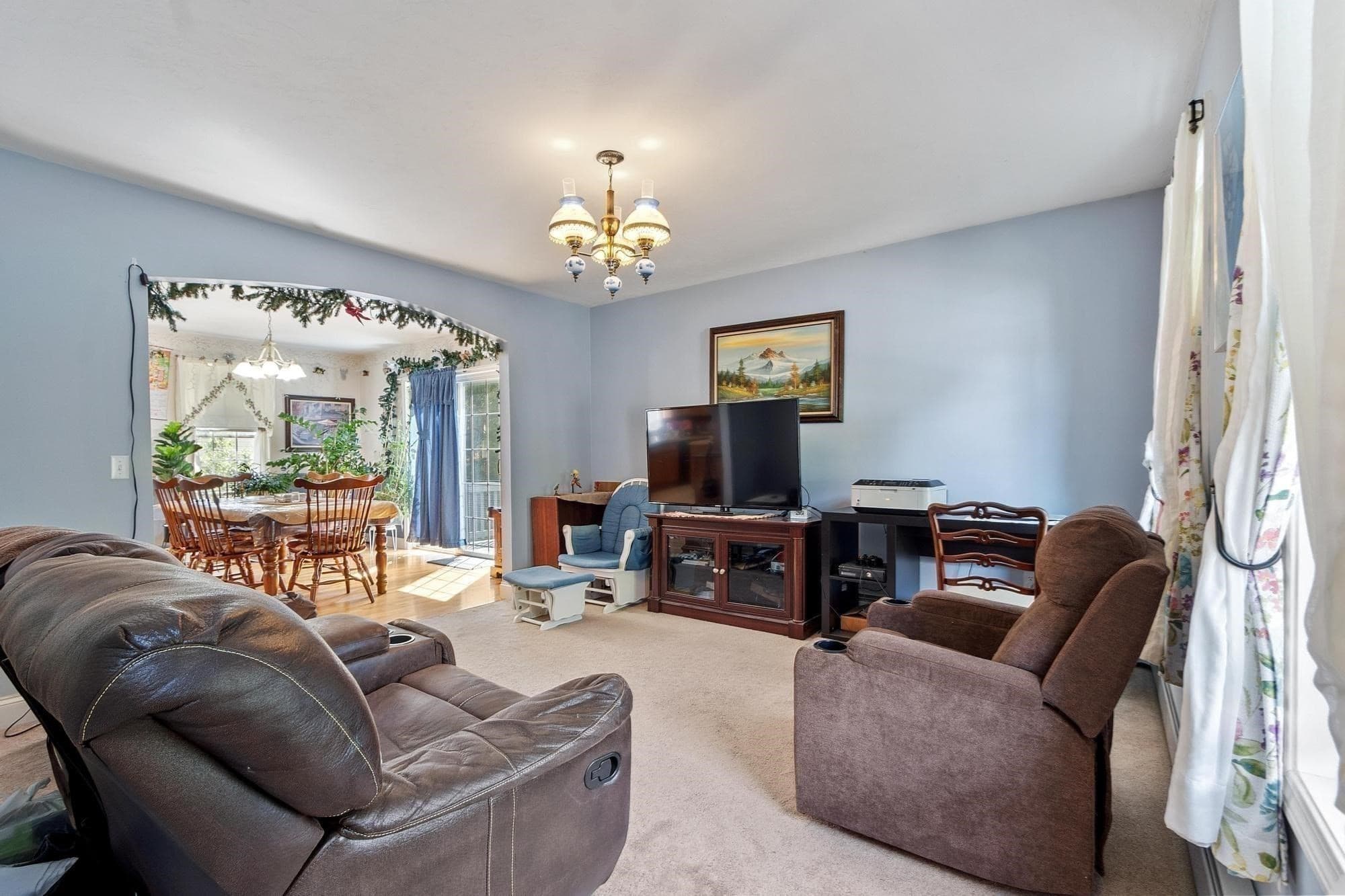 Single Family Residence at 4 Lynde St, Gardner MA 01440, Gardner, photo 5 of 29