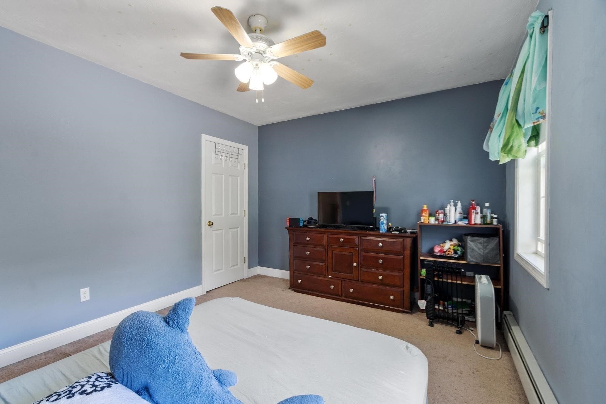 Single Family Residence at 4 Lynde St, Gardner MA 01440, Gardner, photo 14 of 29