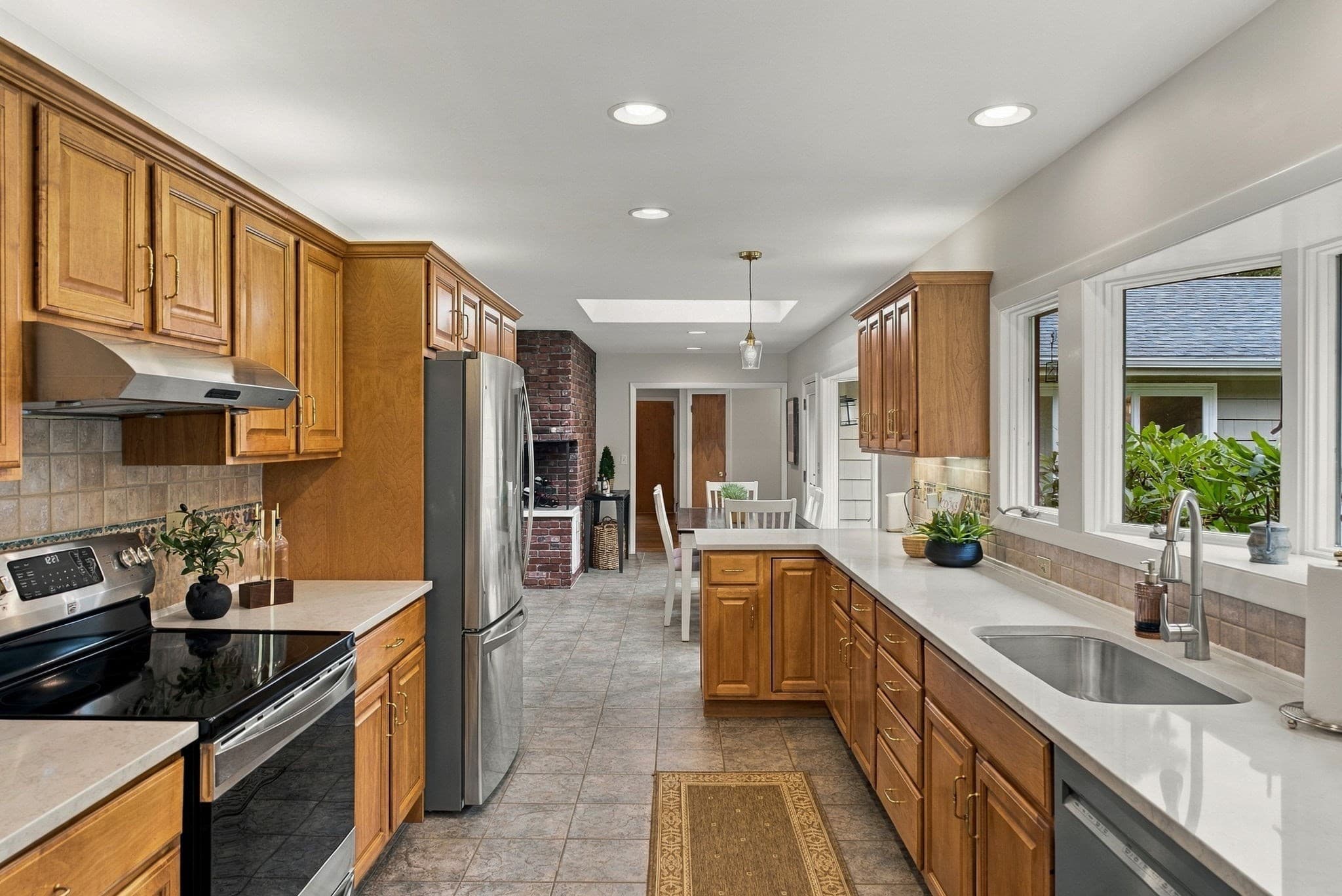 Single Family Residence at 14 Forbes Ln, Andover MA 01810, Andover, photo 26 of 42