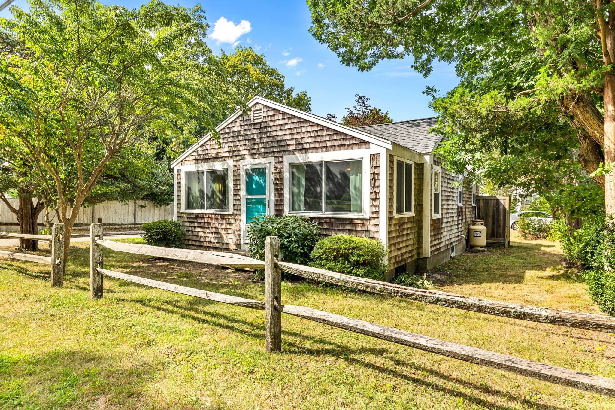 Single Family Residence at 77 Ploughed Neck Rd, Sandwich MA 02537, Sandwich, photo 3 of 20