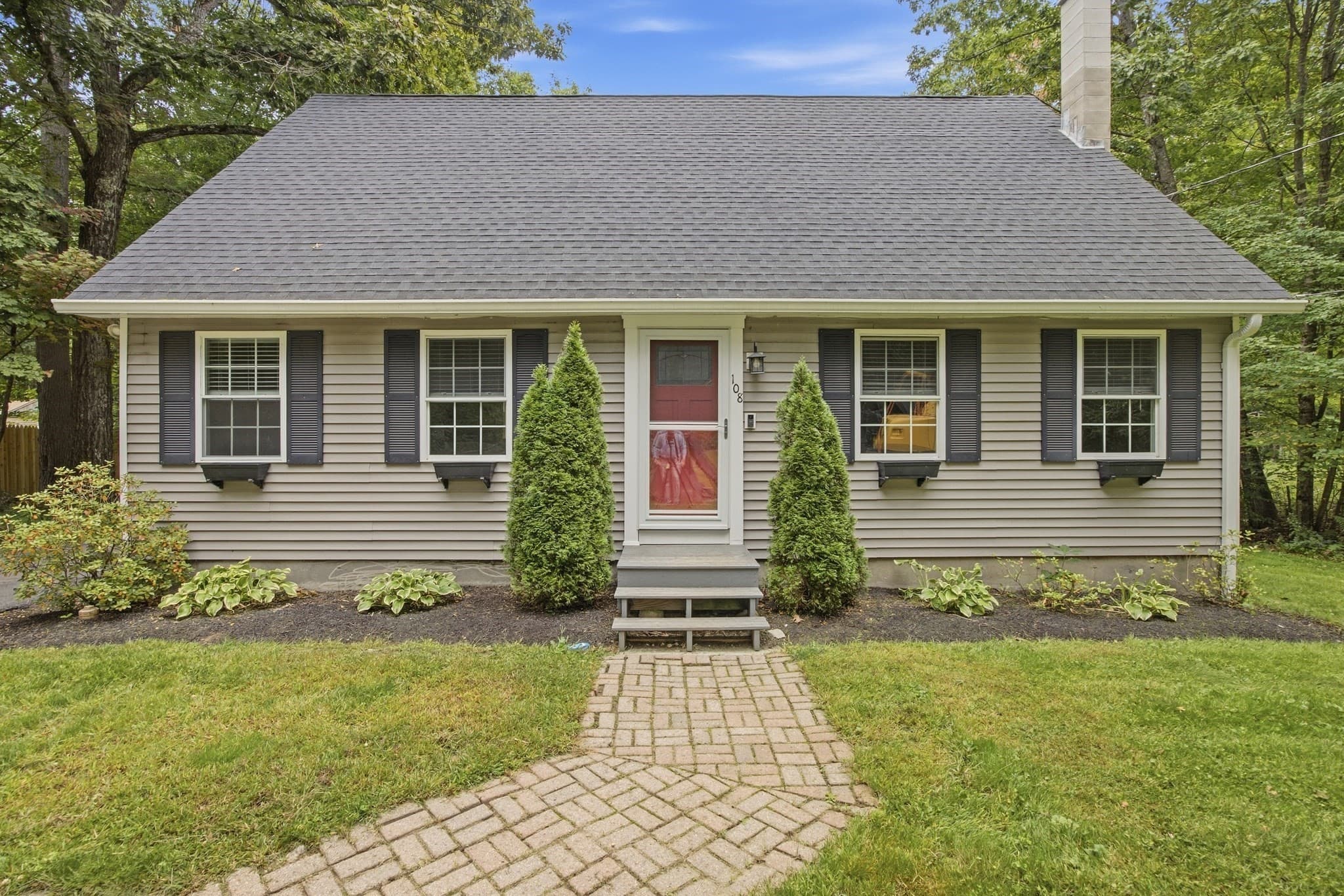 108 Dunn Rd, Ashburnham MA 01430