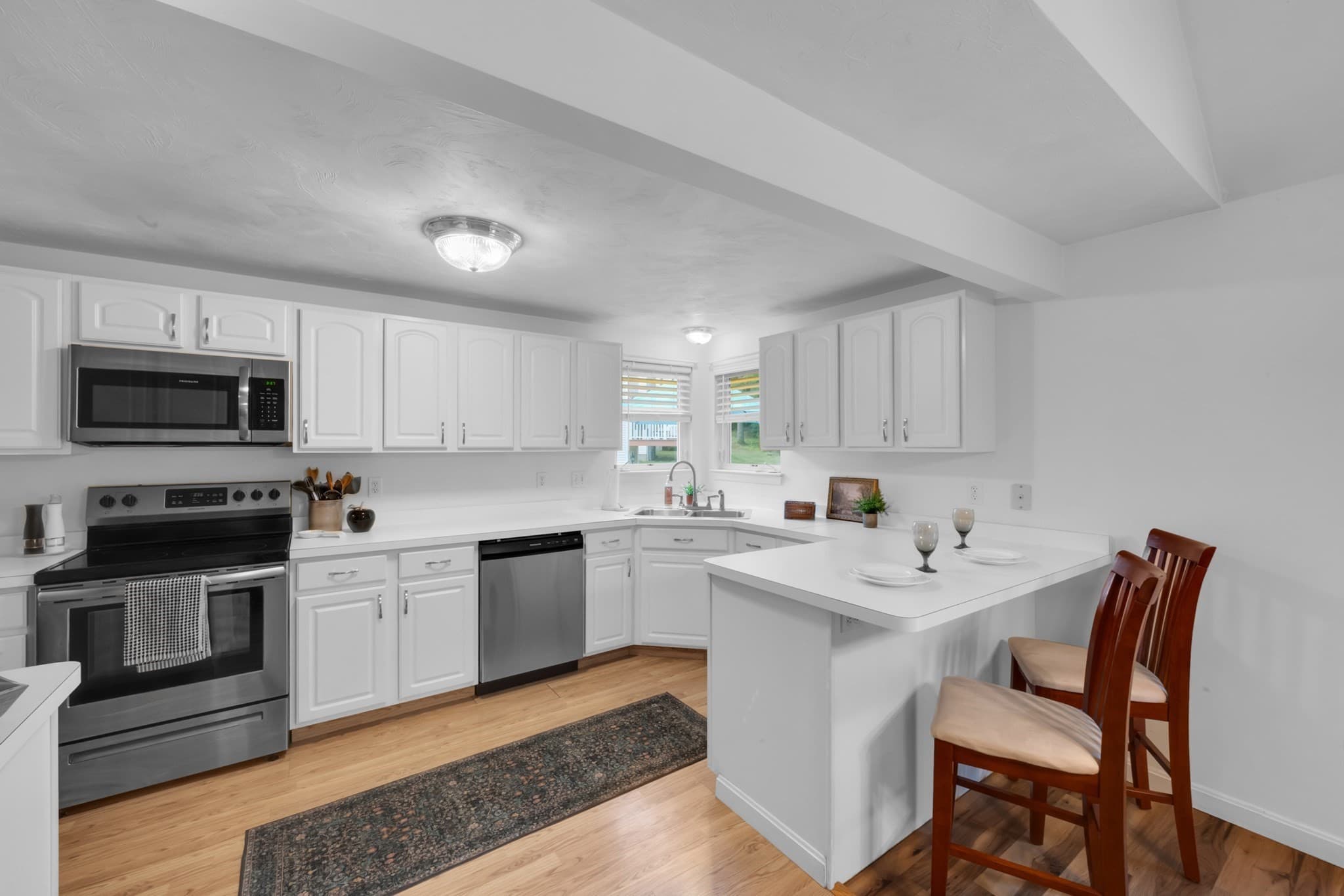 Condominium at 14 Millers Way # D, Sutton MA 01590, Sutton, photo 7 of 30