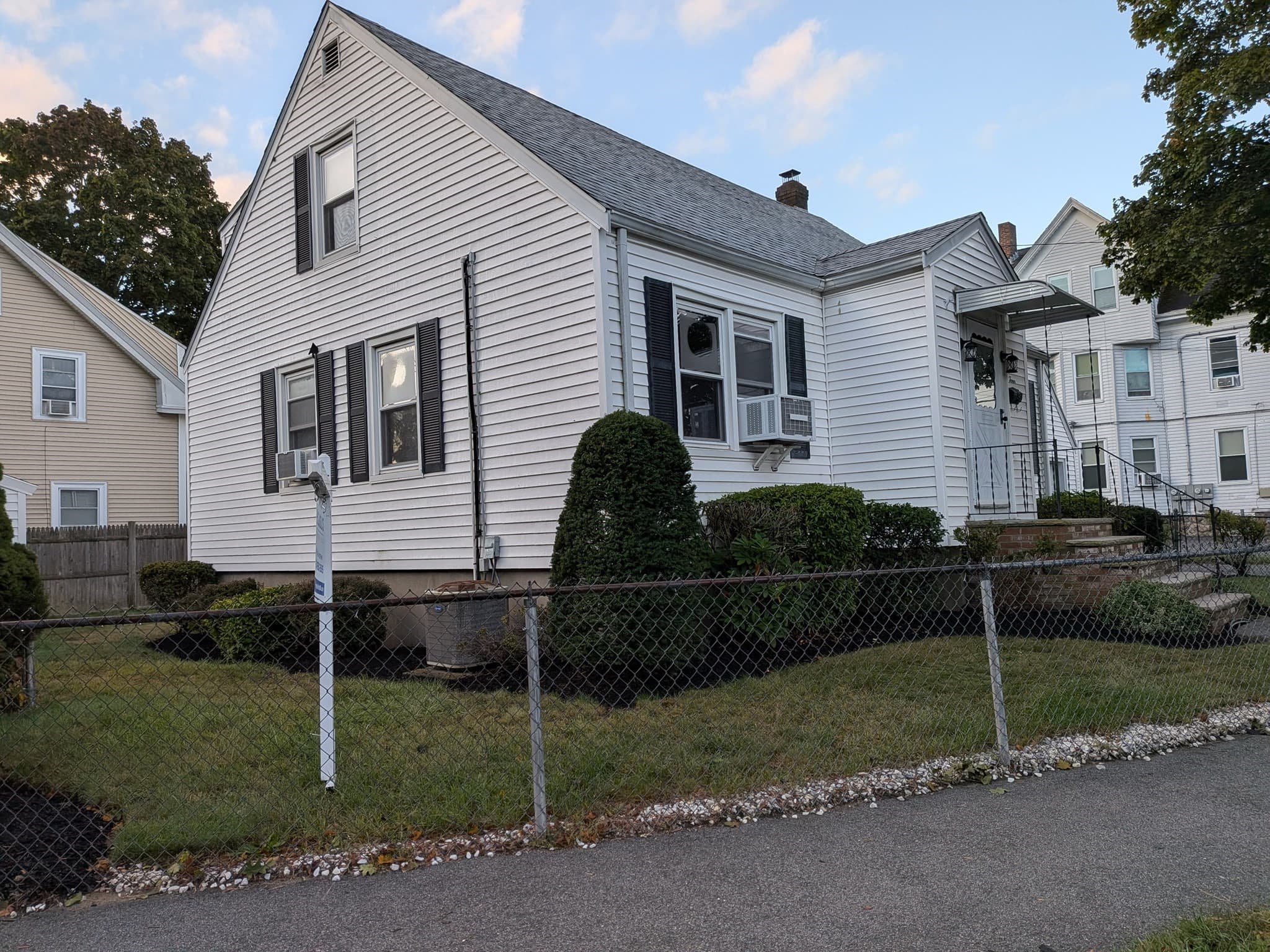 Single Family Residence at 4 Edgemere Rd, Lynn MA 01904, photo 27 of 28