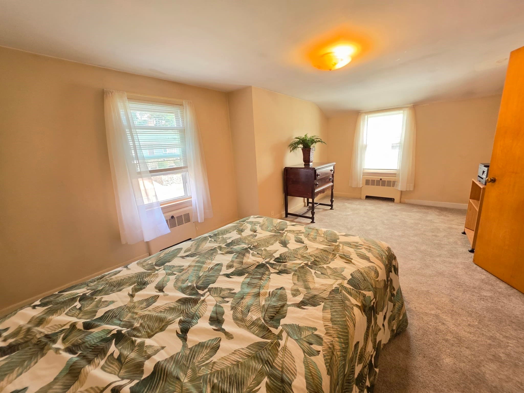 Single Family Residence at 4 Edgemere Rd, Lynn MA 01904, Lynn, photo 12 of 24