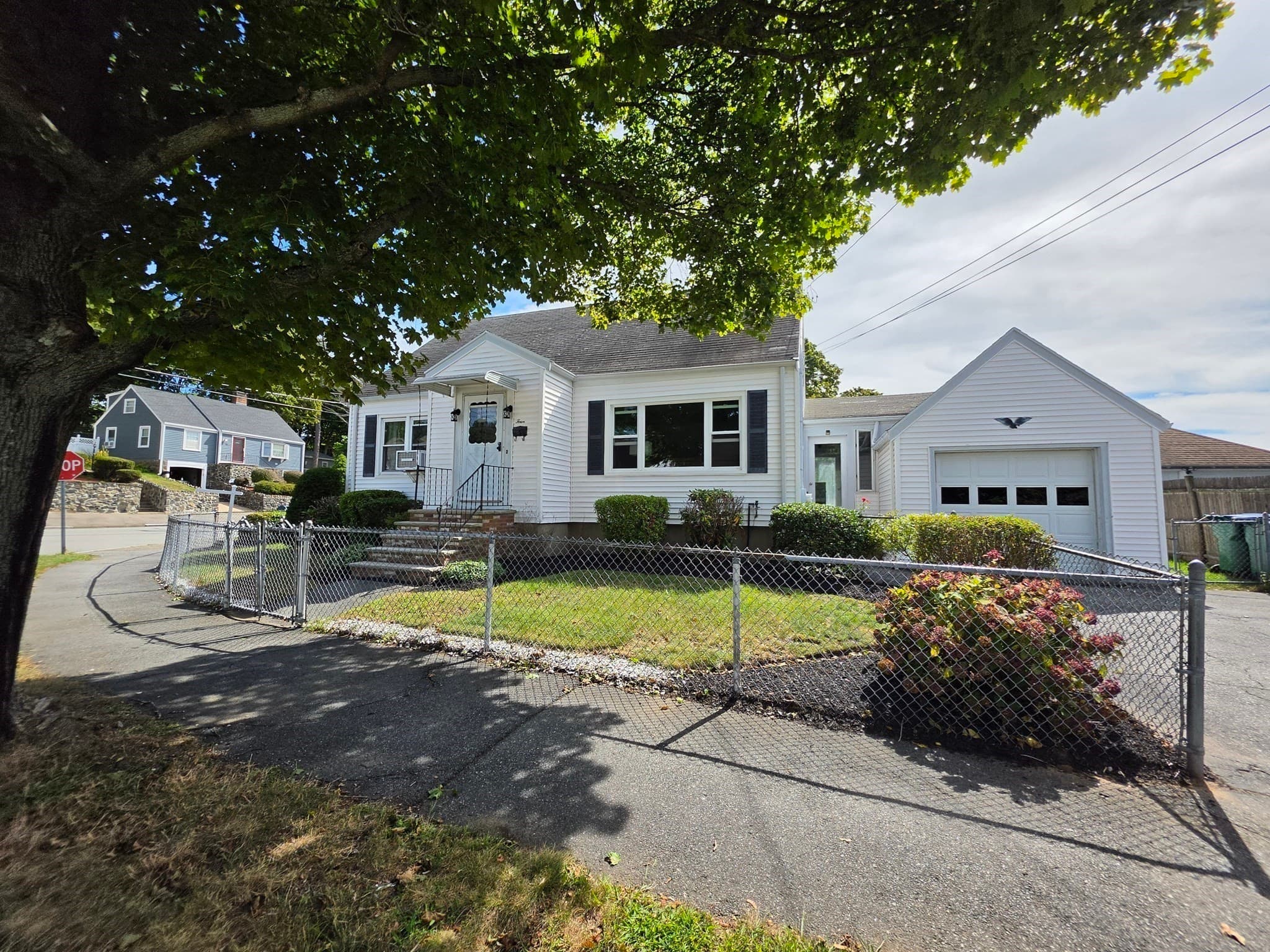 Single Family Residence at 4 Edgemere Rd, Lynn MA 01904, Lynn, photo 20 of 24