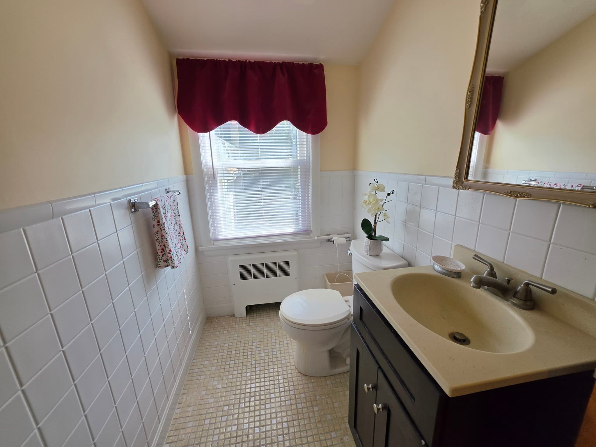 Single Family Residence at 4 Edgemere Rd, Lynn MA 01904, Lynn, photo 15 of 24