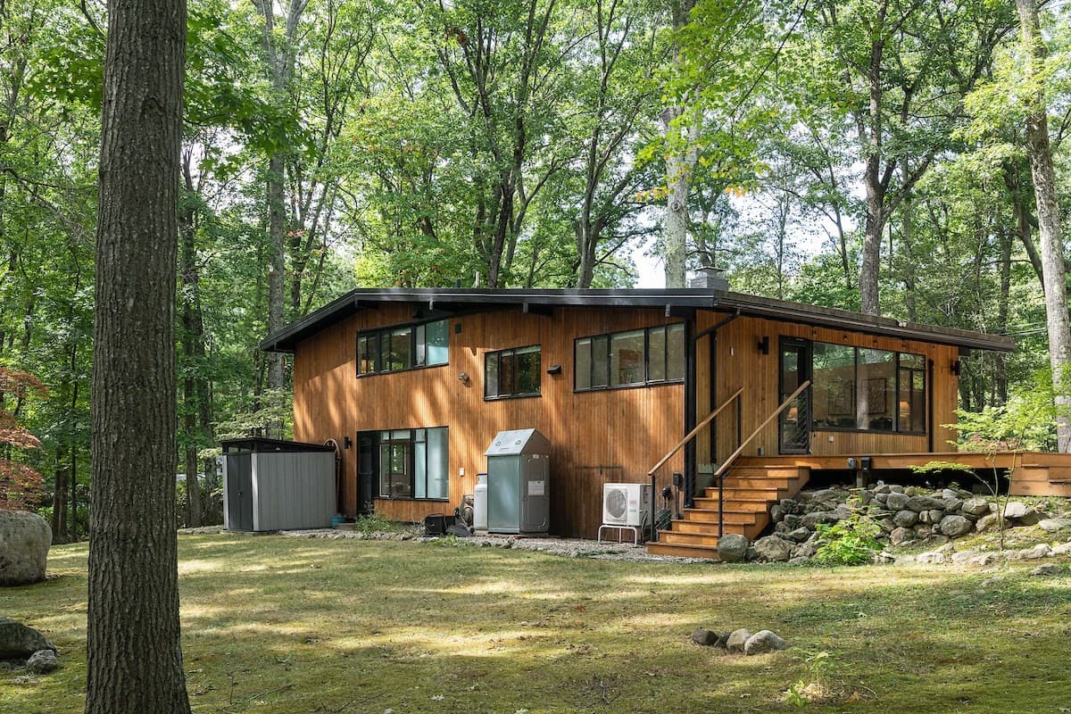 Single Family Residence at 5 Gould Rd, Lexington MA 02420, Lexington, photo 3 of 26