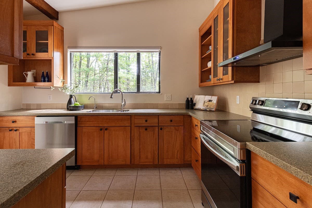 Single Family Residence at 5 Gould Rd, Lexington MA 02420, Lexington, photo 10 of 26