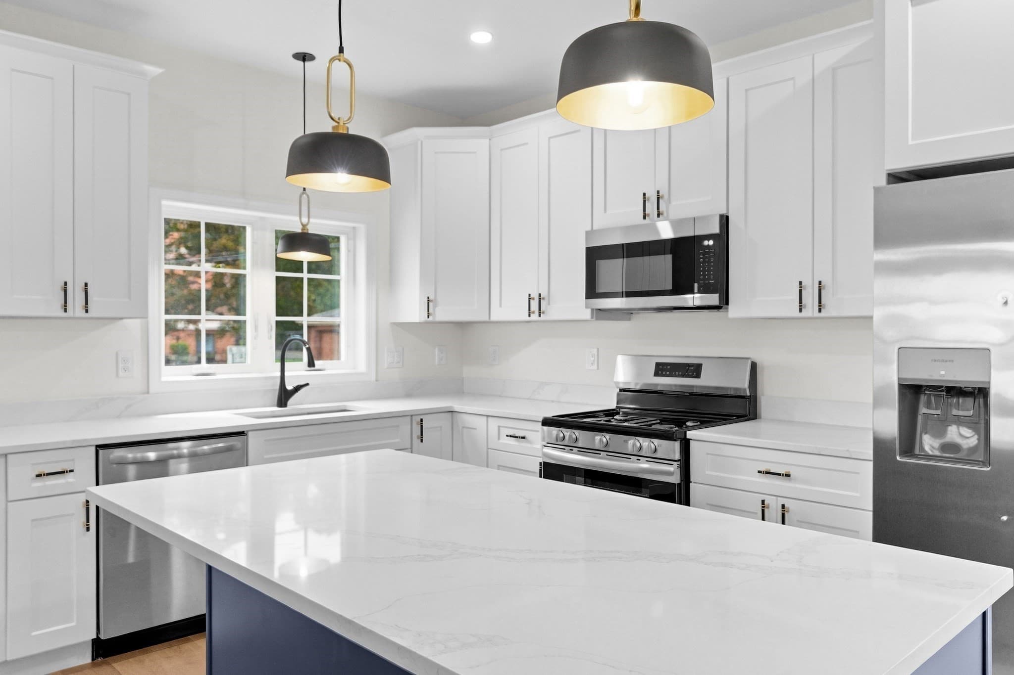 Single Family Residence at 181 Wellington, Fall River MA 02720, Fall River, photo 5 of 17