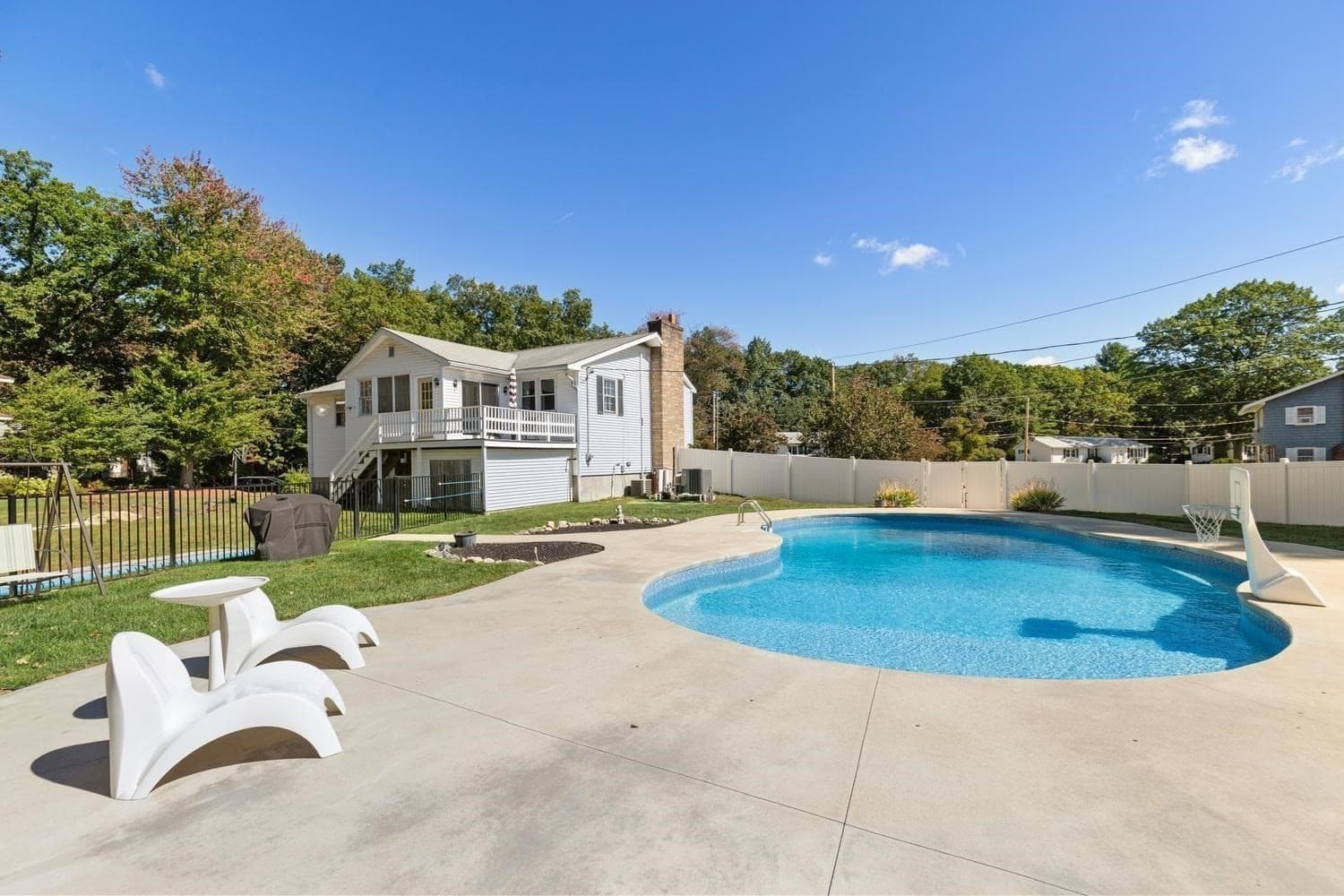 Single Family Residence at 48 Marcia Rd, Wilmington MA 01887, Wilmington, photo 7 of 40