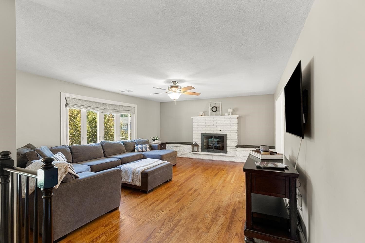 Single Family Residence at 48 Marcia Rd, Wilmington MA 01887, Wilmington, photo 10 of 40