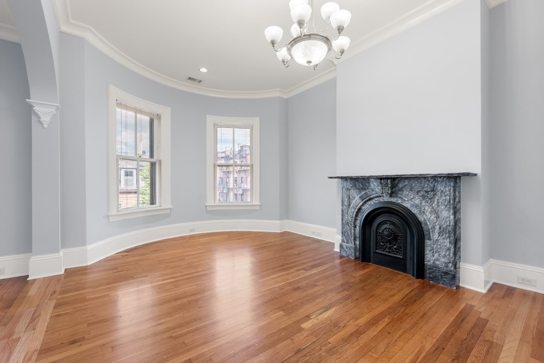 Condominium at 4 Claremont Park # 3, Boston MA 02118, Boston, photo 2 of 25