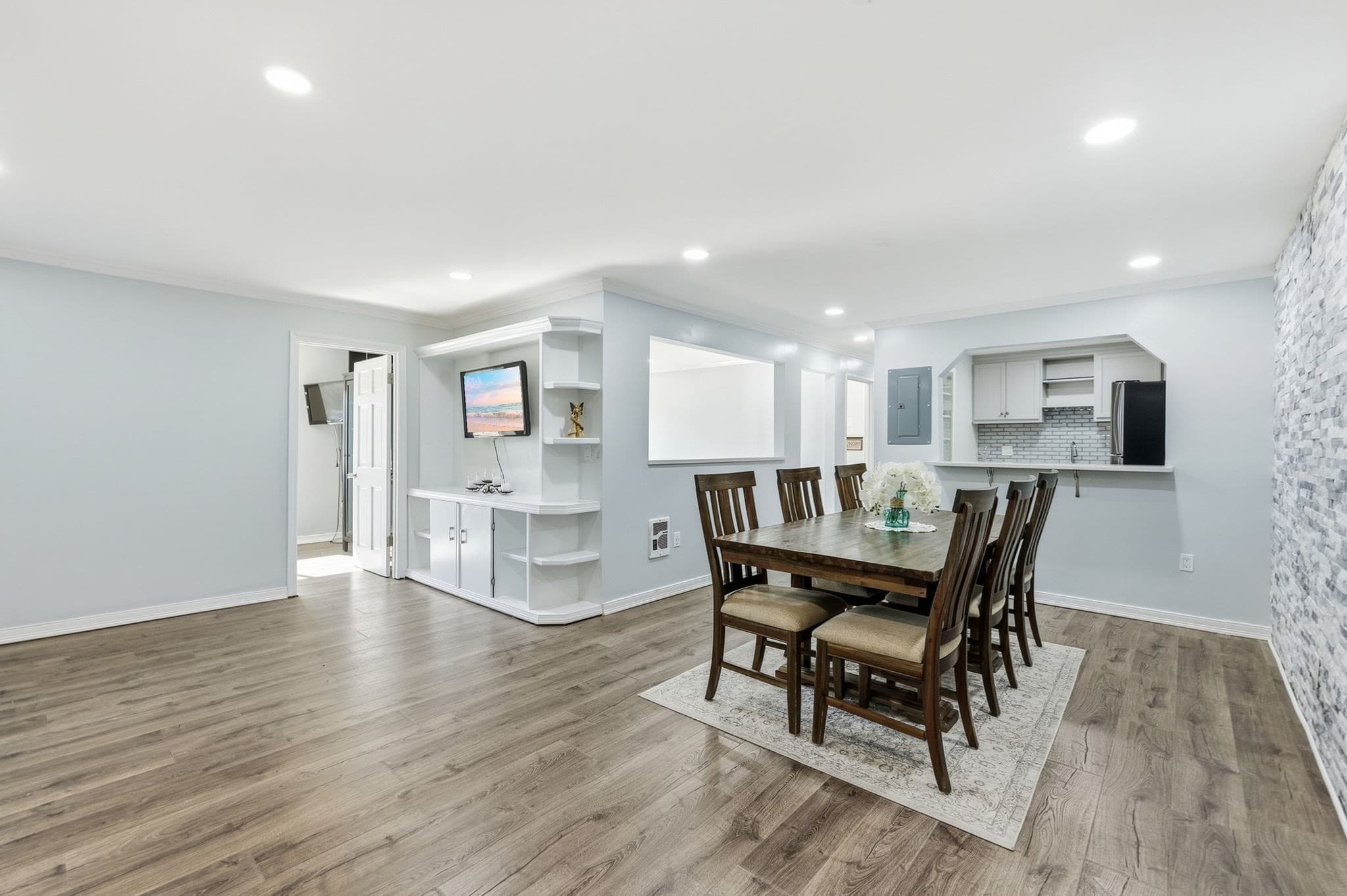 Condominium at 9 Weld St # 31, Framingham MA 01702, Framingham, photo 7 of 42