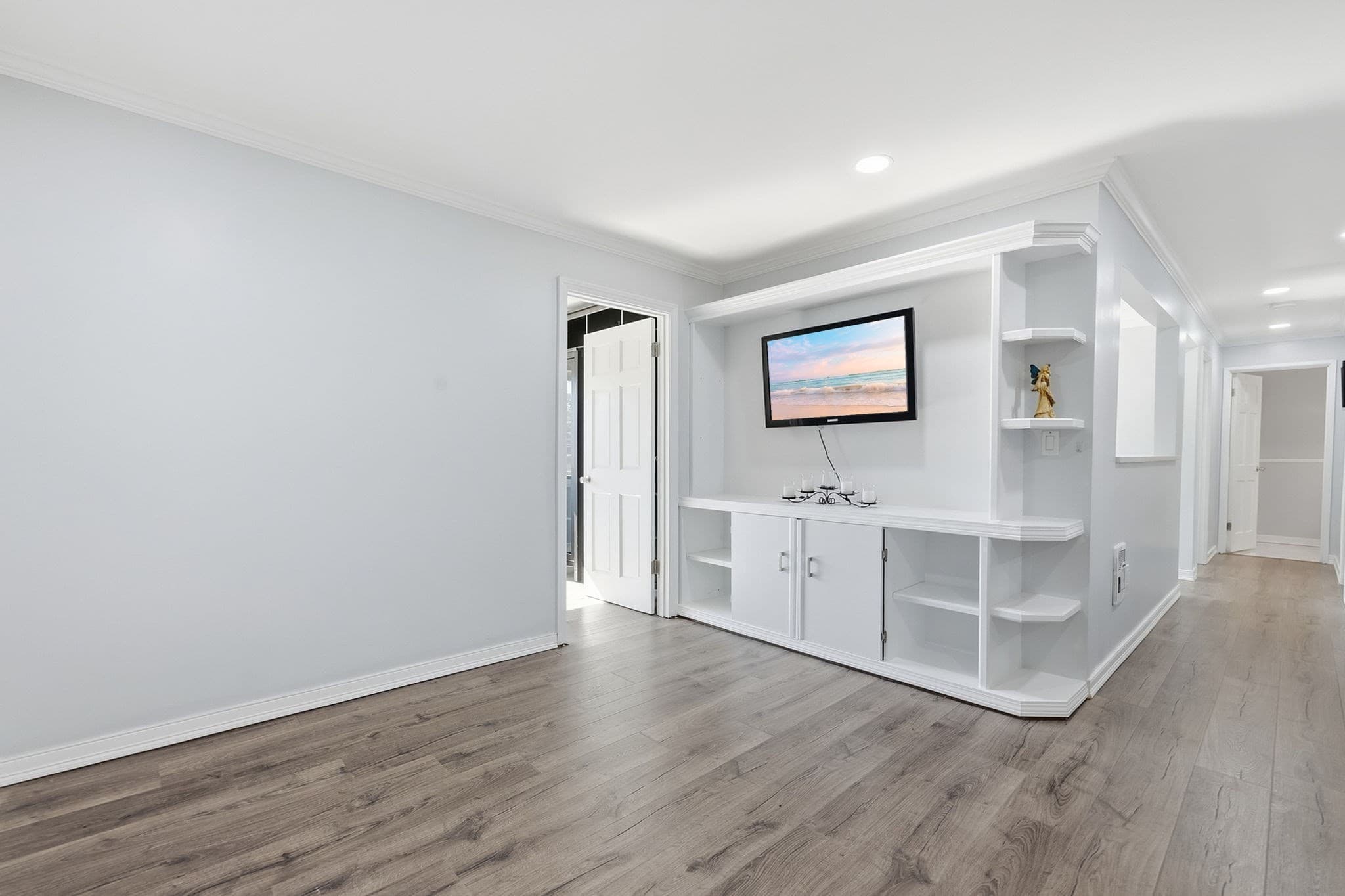 Condominium at 9 Weld St # 31, Framingham MA 01702, Framingham, photo 5 of 42