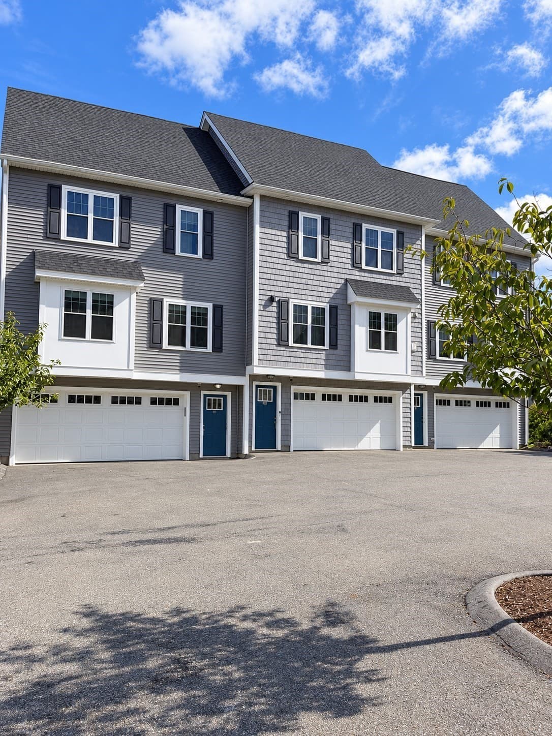 Condominium at 150 Quincy Ave # 2C, Quincy MA 02169, Quincy, photo 2 of 8