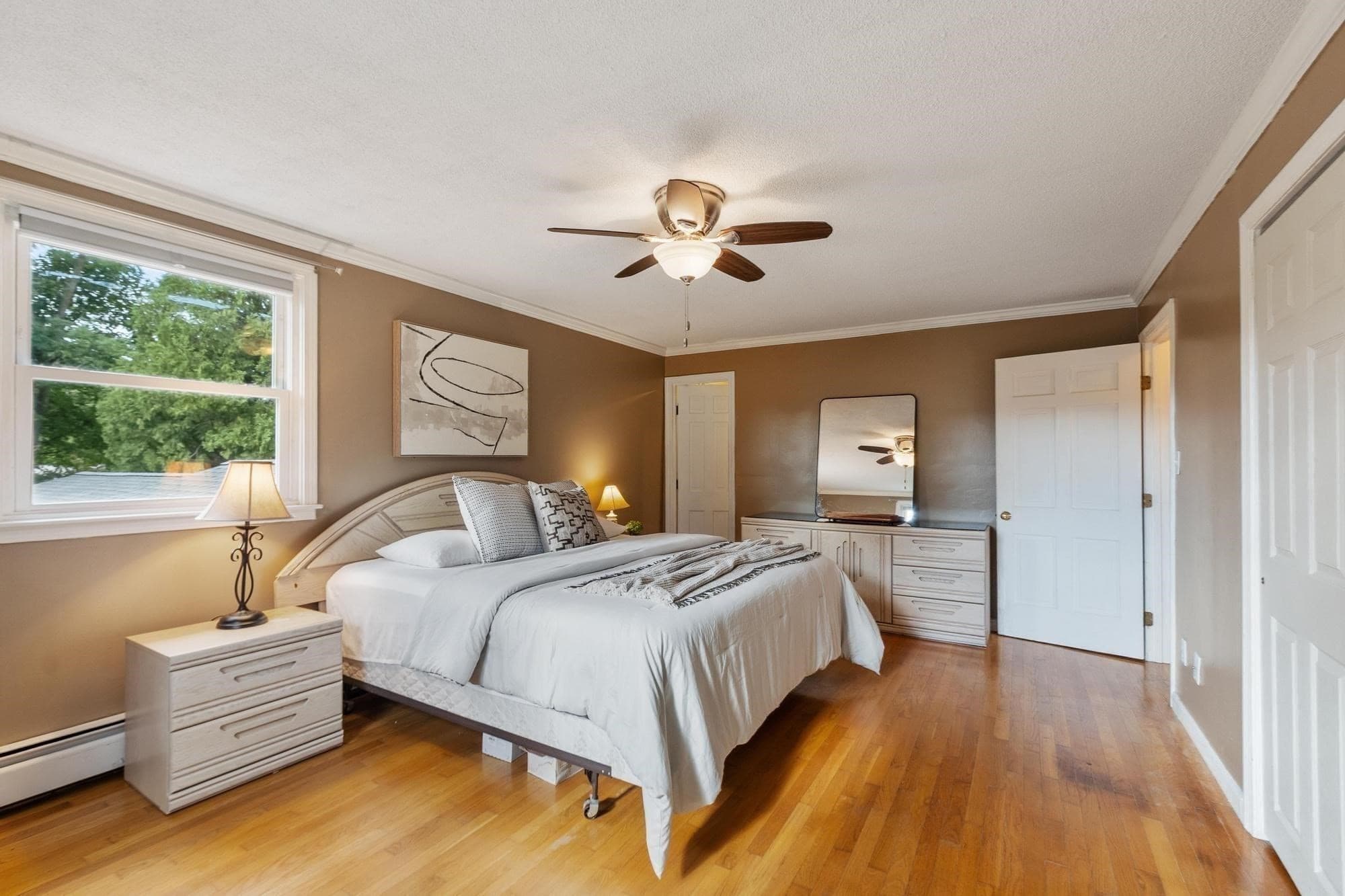 Single Family Residence at 4 Derringer Rd, Chelmsford MA 01824, Chelmsford, photo 23 of 42