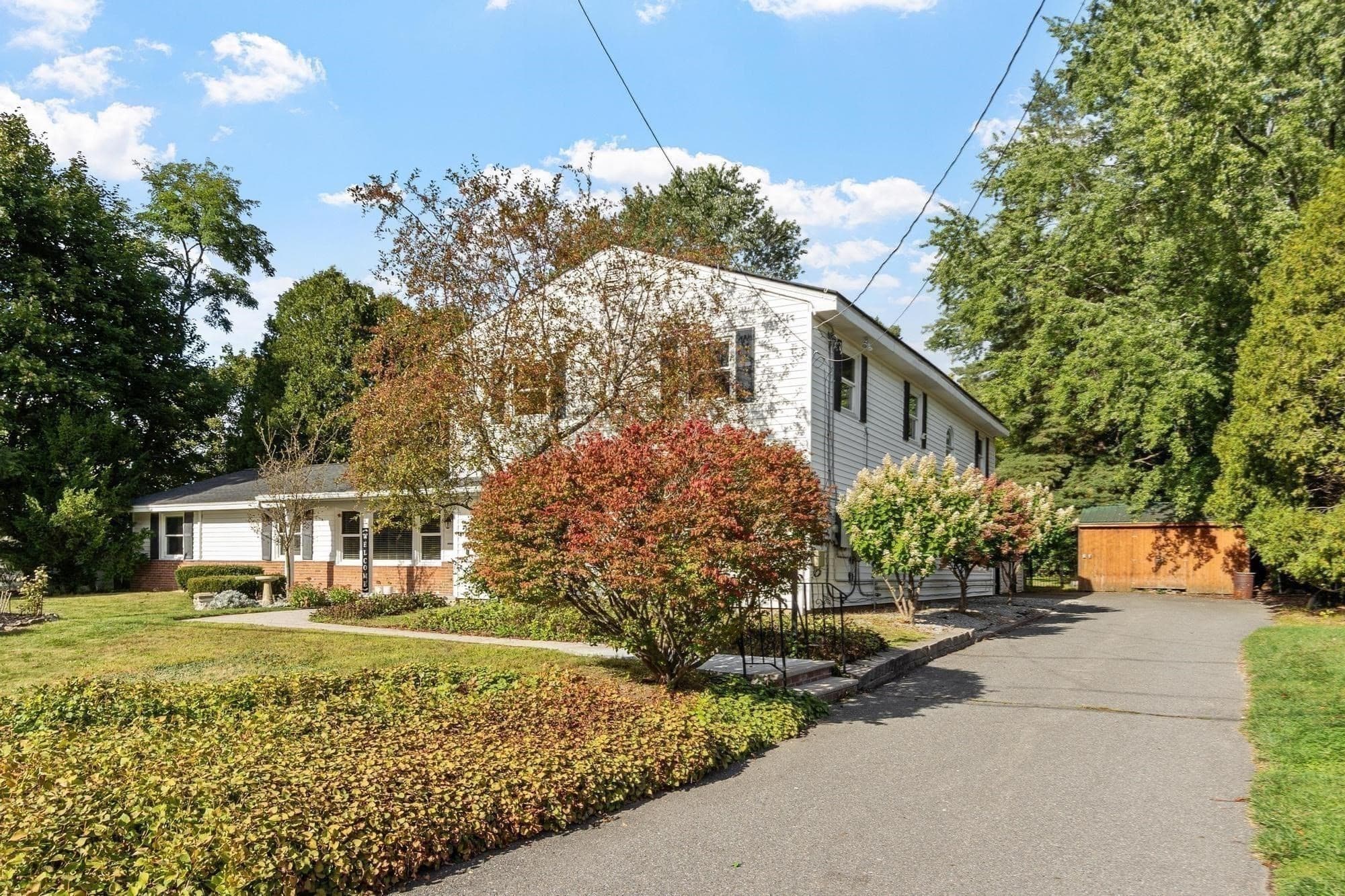 Single Family Residence at 4 Derringer Rd, Chelmsford MA 01824, Chelmsford, photo 41 of 42