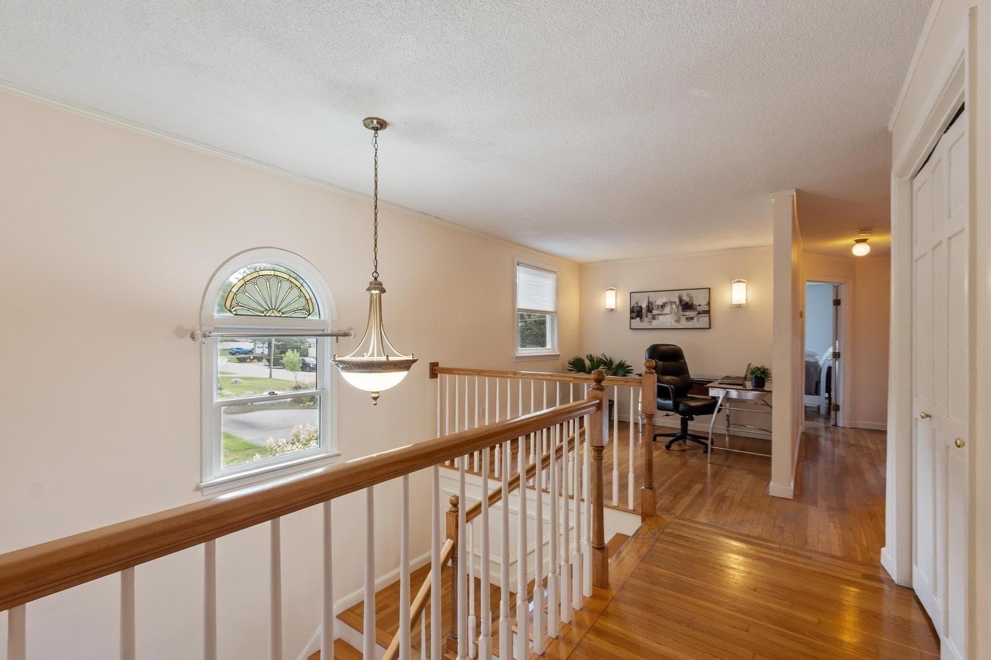 Single Family Residence at 4 Derringer Rd, Chelmsford MA 01824, Chelmsford, photo 19 of 42