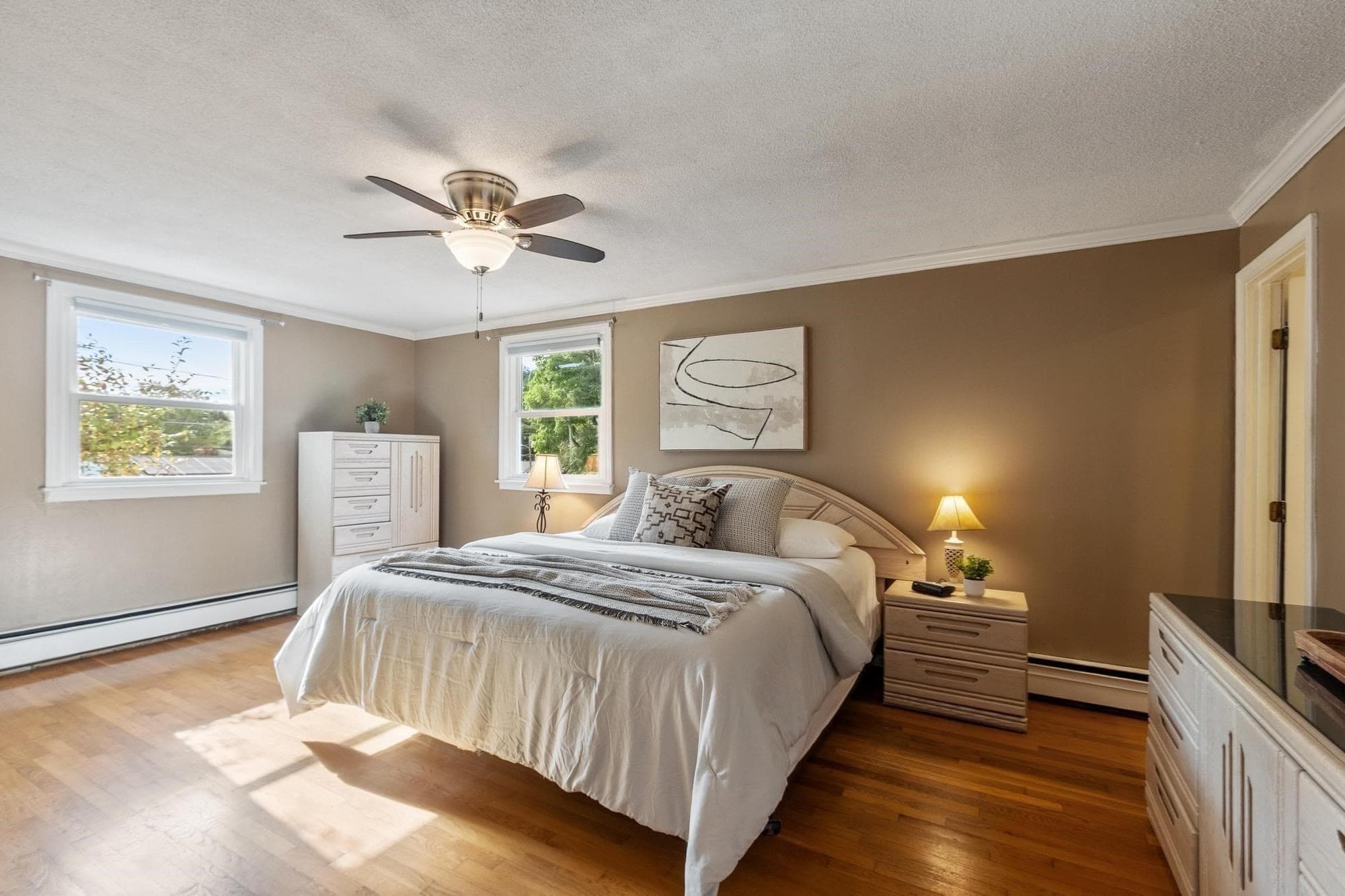 Single Family Residence at 4 Derringer Rd, Chelmsford MA 01824, Chelmsford, photo 21 of 42