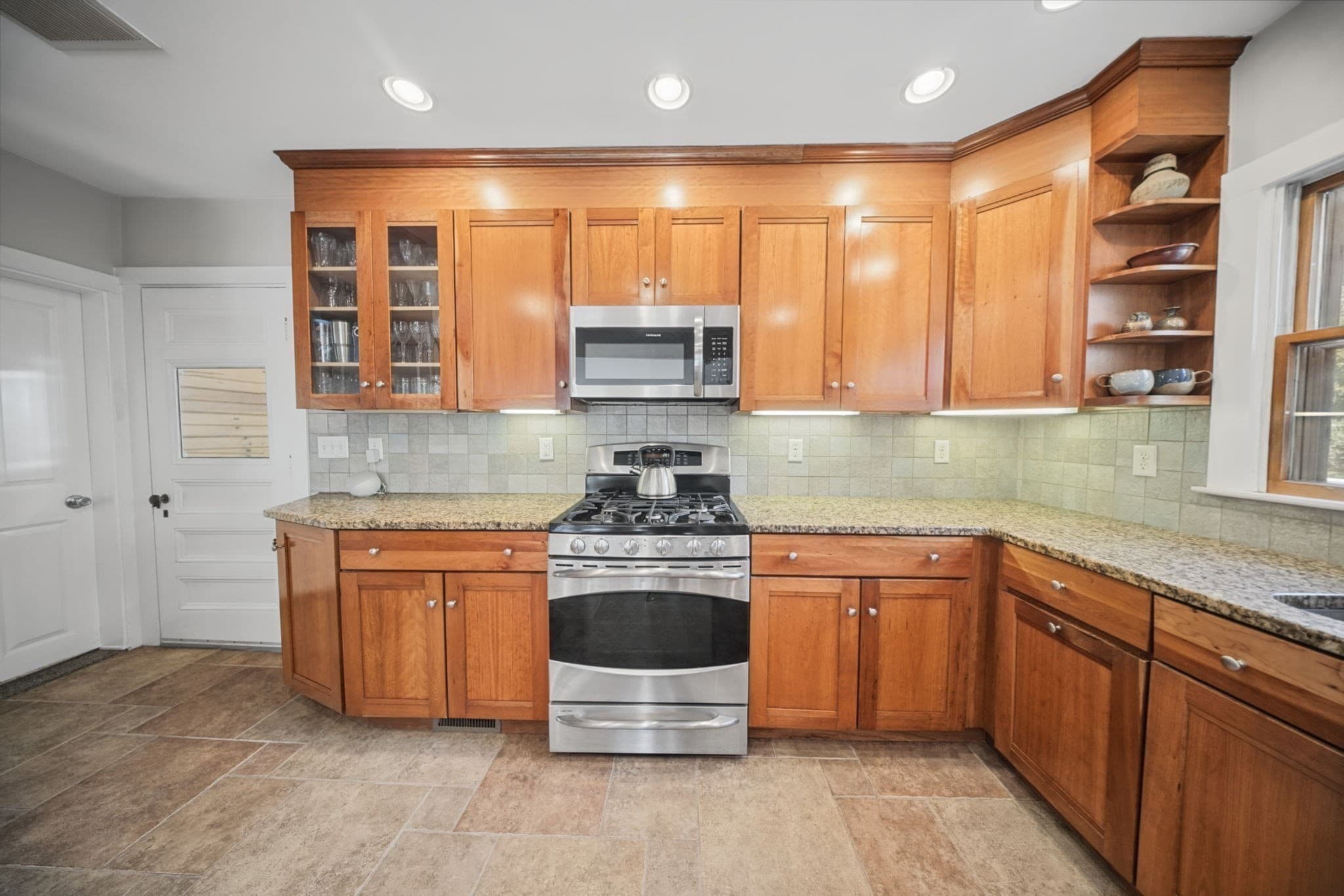 Single Family Residence at 745 Williams St, Dighton MA 02764, Dighton, photo 7 of 42