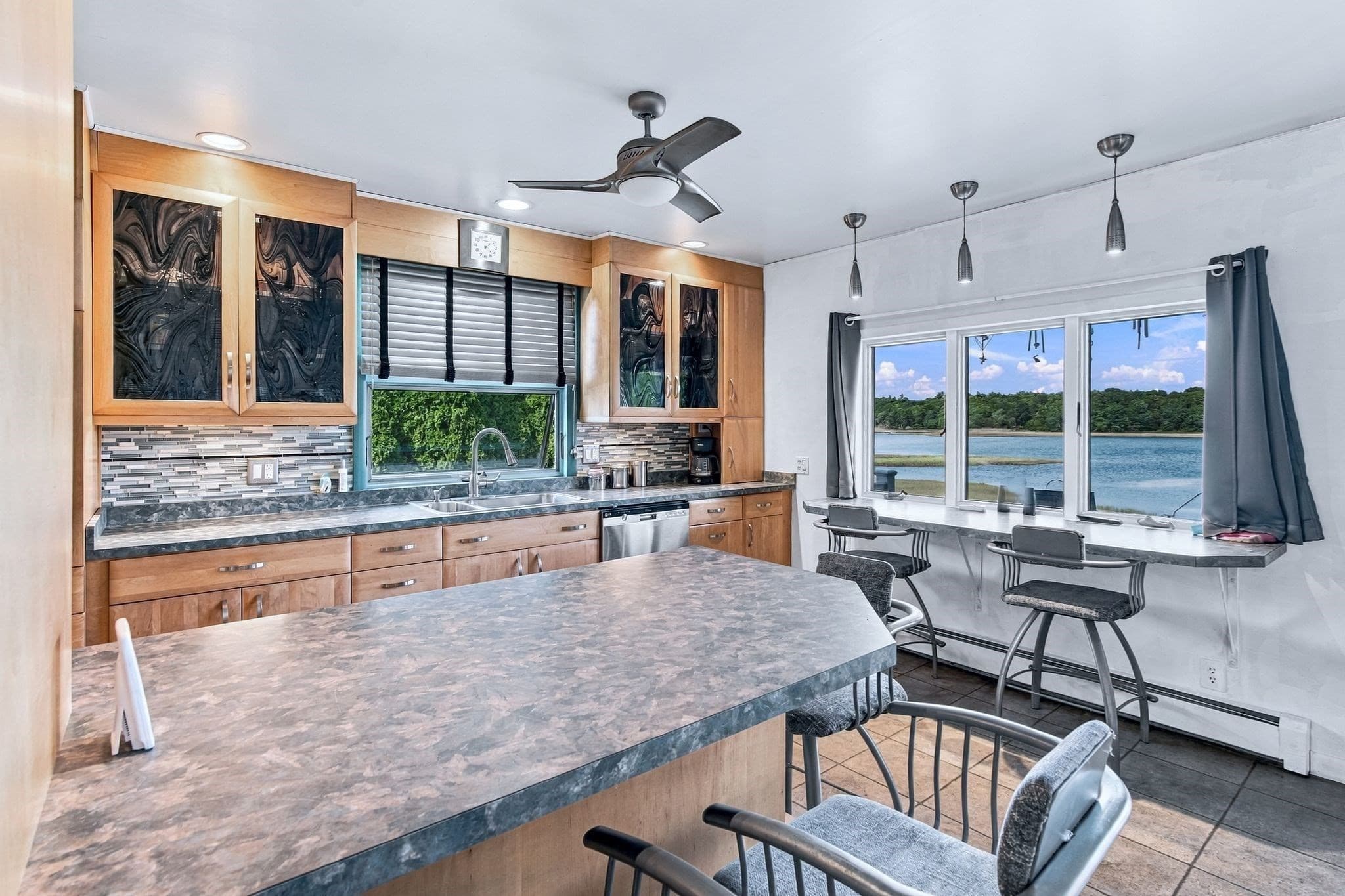Single Family Residence at 28 Arlington Rd, Wareham MA 02571, Wareham, photo 13 of 42