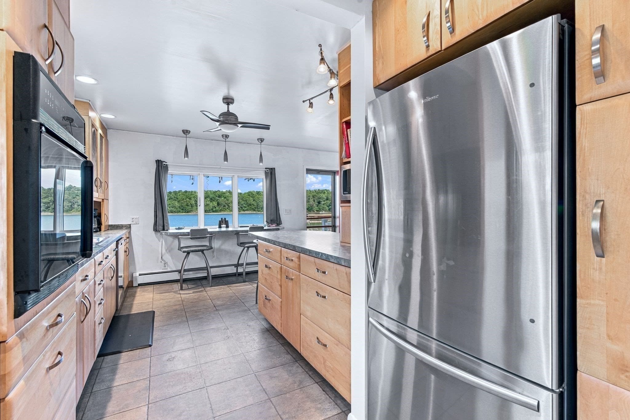 Single Family Residence at 28 Arlington Rd, Wareham MA 02571, Wareham, photo 11 of 42
