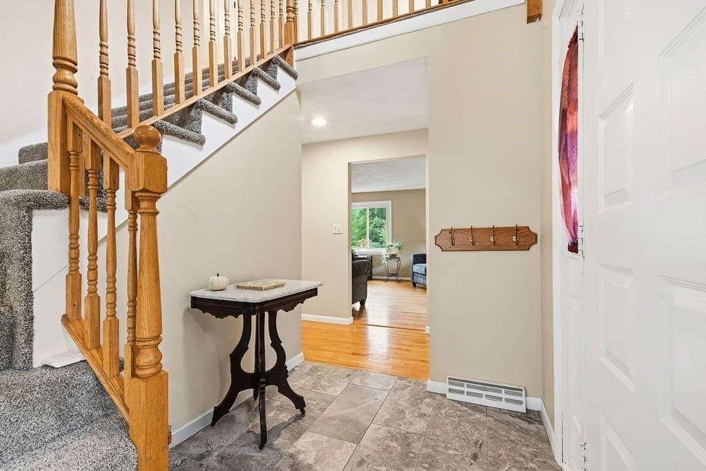 Single Family Residence at 38 Marjac Way, Mansfield MA 02048, Mansfield, photo 9 of 42