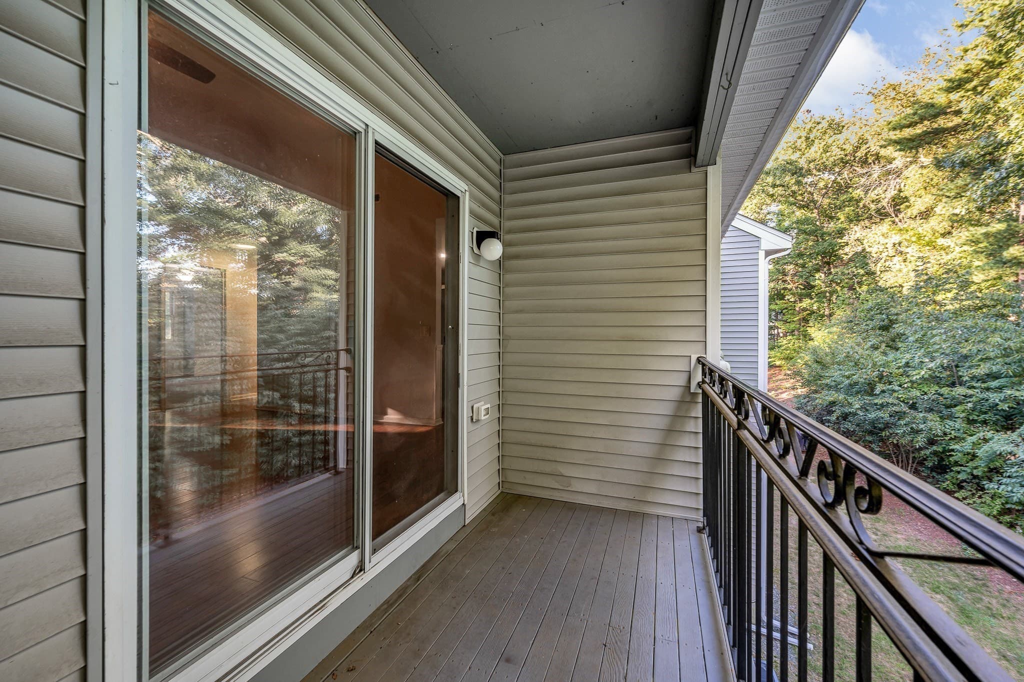 Condominium at 124 Tennis Plaza Rd # 56, Dracut MA 01826, Dracut, photo 23 of 29
