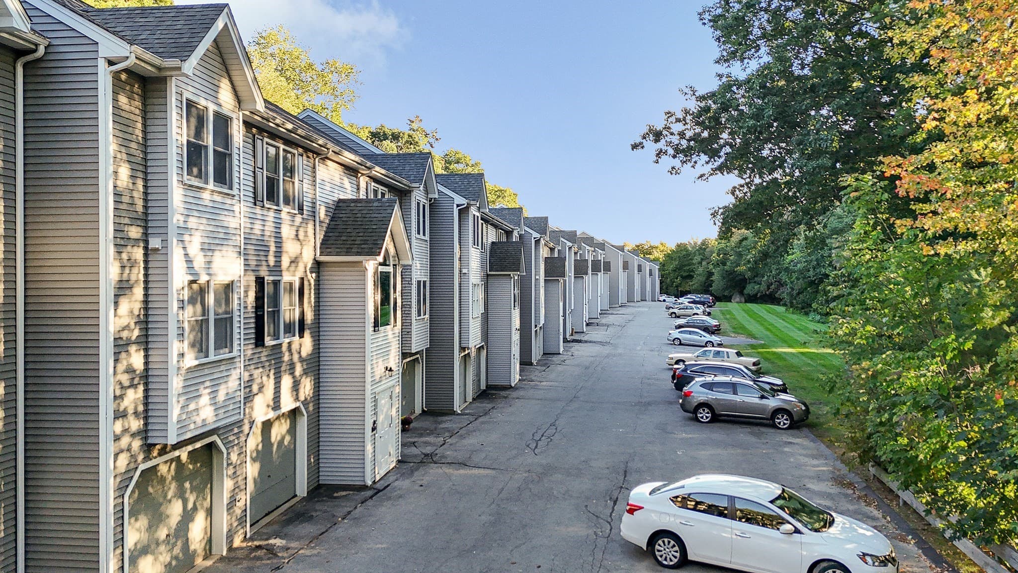 Condominium at 124 Tennis Plaza Rd # 56, Dracut MA 01826, Dracut, photo 2 of 29