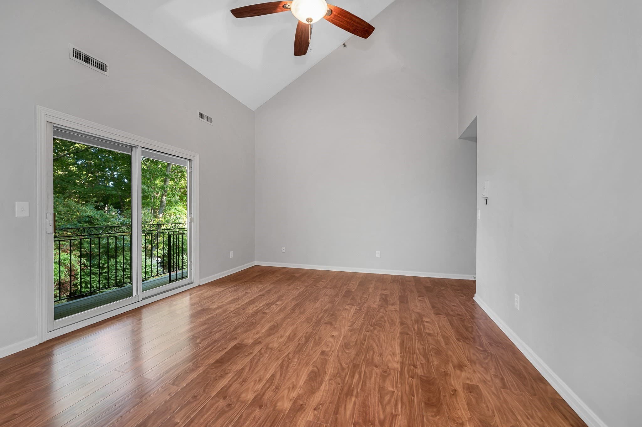 Condominium at 124 Tennis Plaza Rd # 56, Dracut MA 01826, Dracut, photo 6 of 29