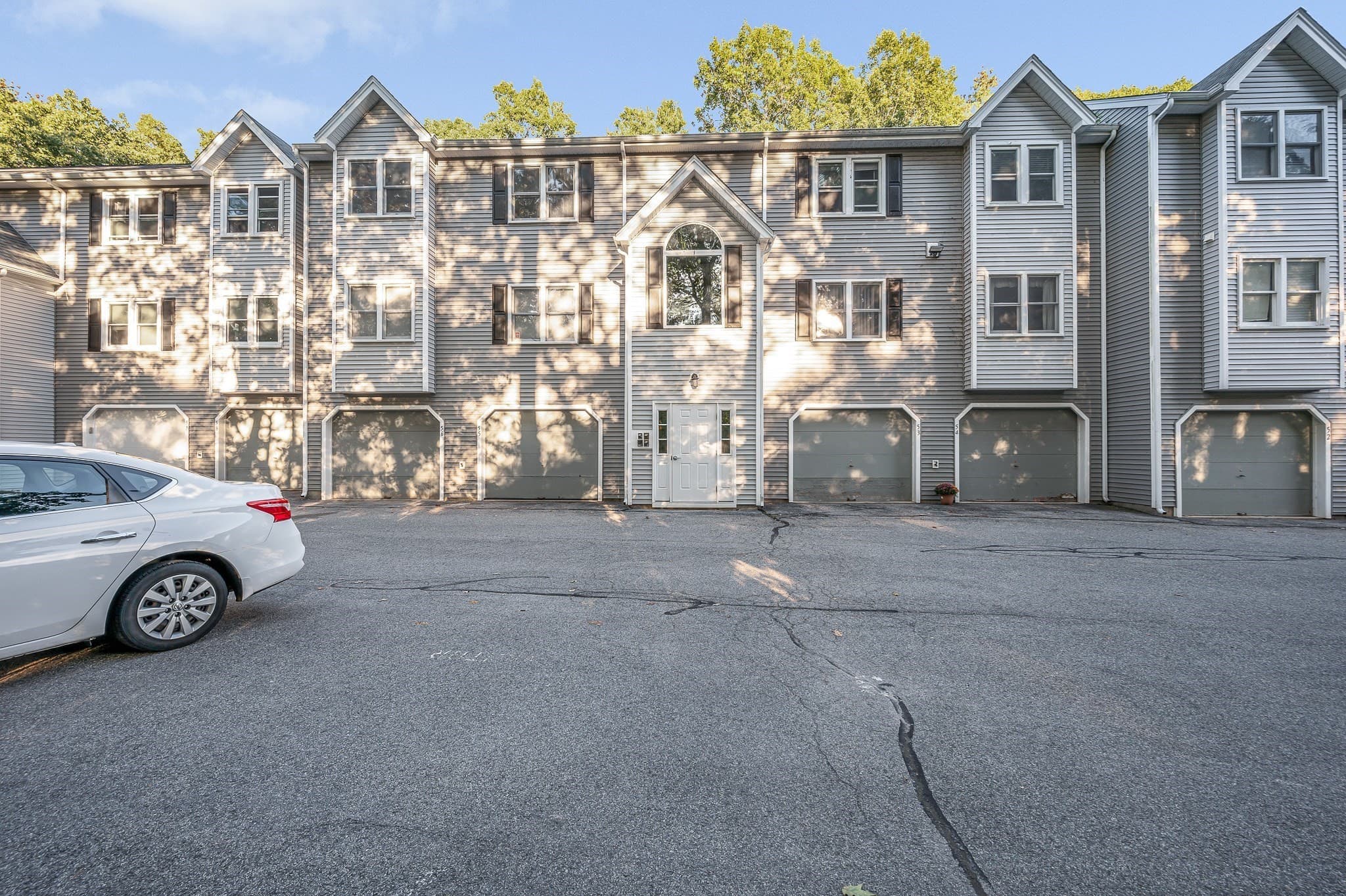 124 Tennis Plaza Rd # 56, Dracut MA 01826