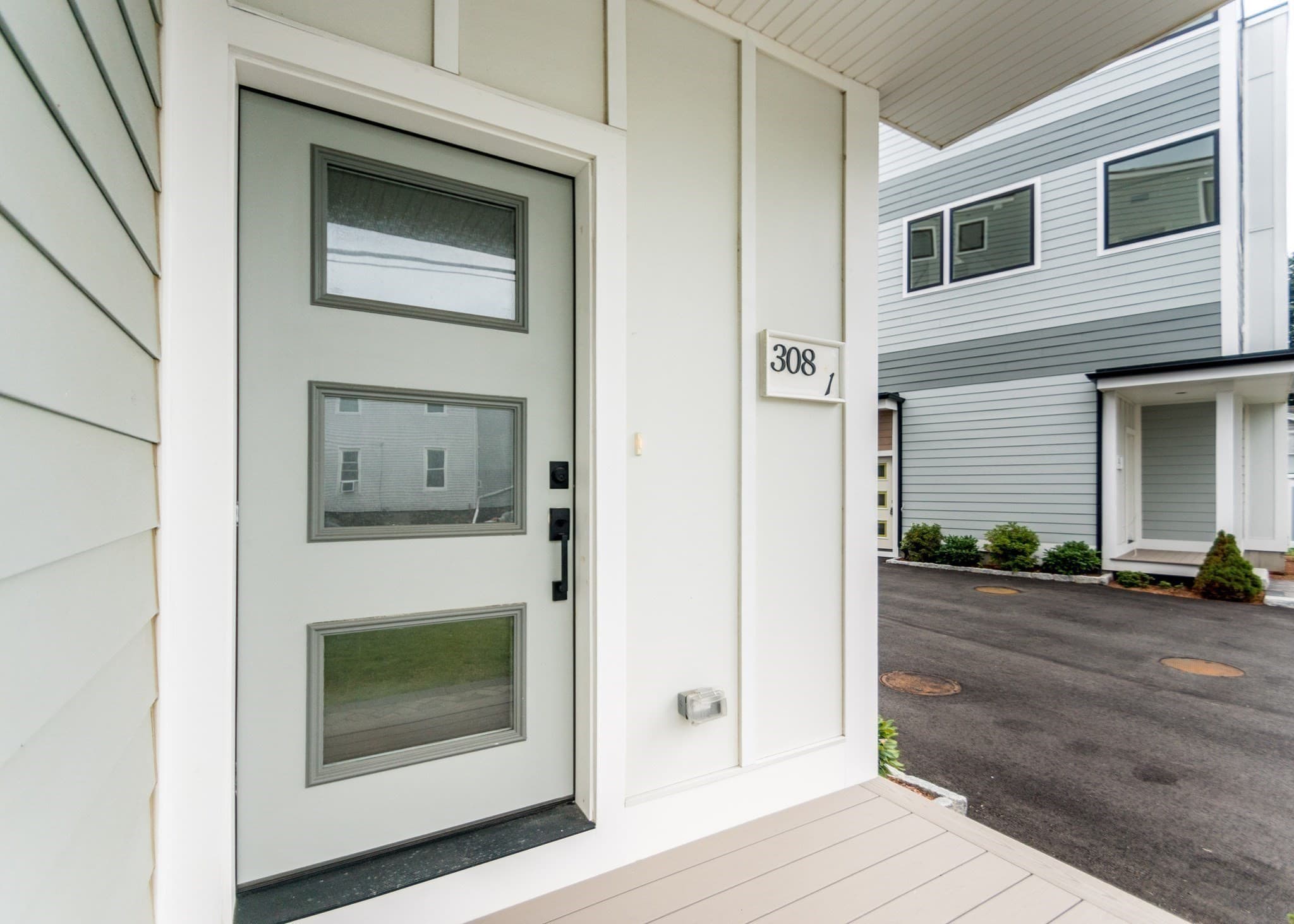 Condominium at 312 Newton Street # 1, Waltham MA 02453, Waltham, photo 3 of 39