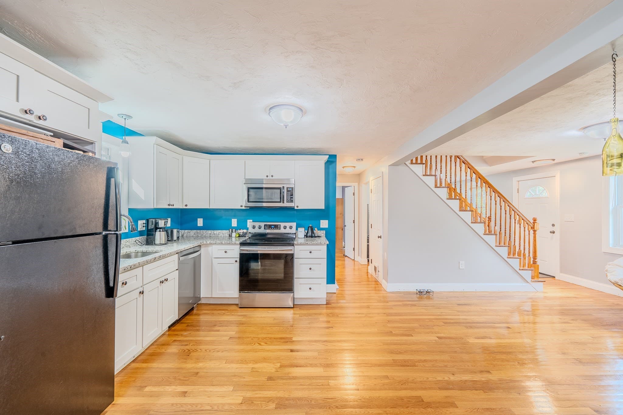 Single Family Residence at 601 East St, Wrentham MA 02093, Wrentham, photo 8 of 33