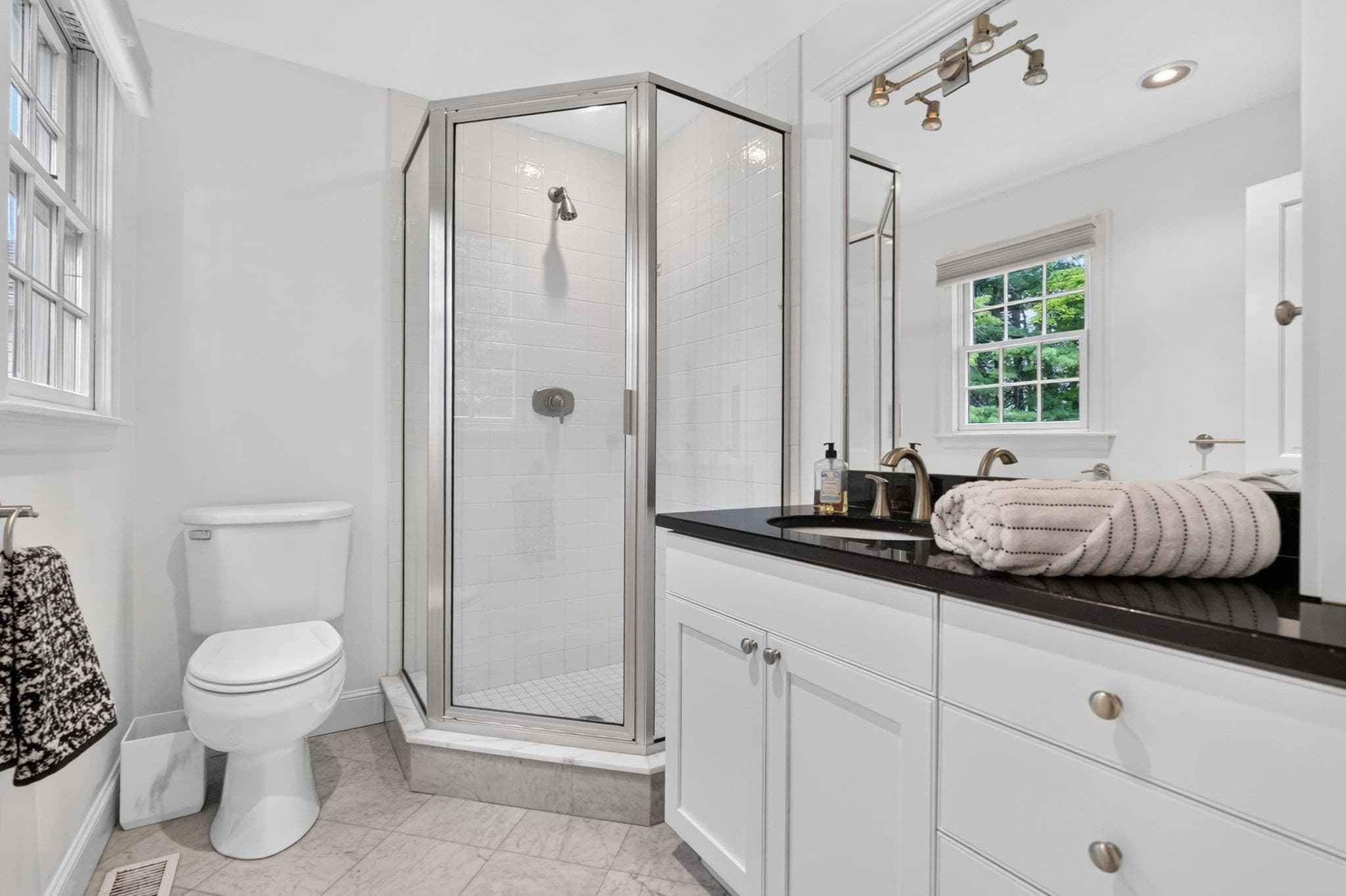 Single Family Residence at 118 Benvenue St, Wellesley MA 02482, Wellesley, photo 26 of 38
