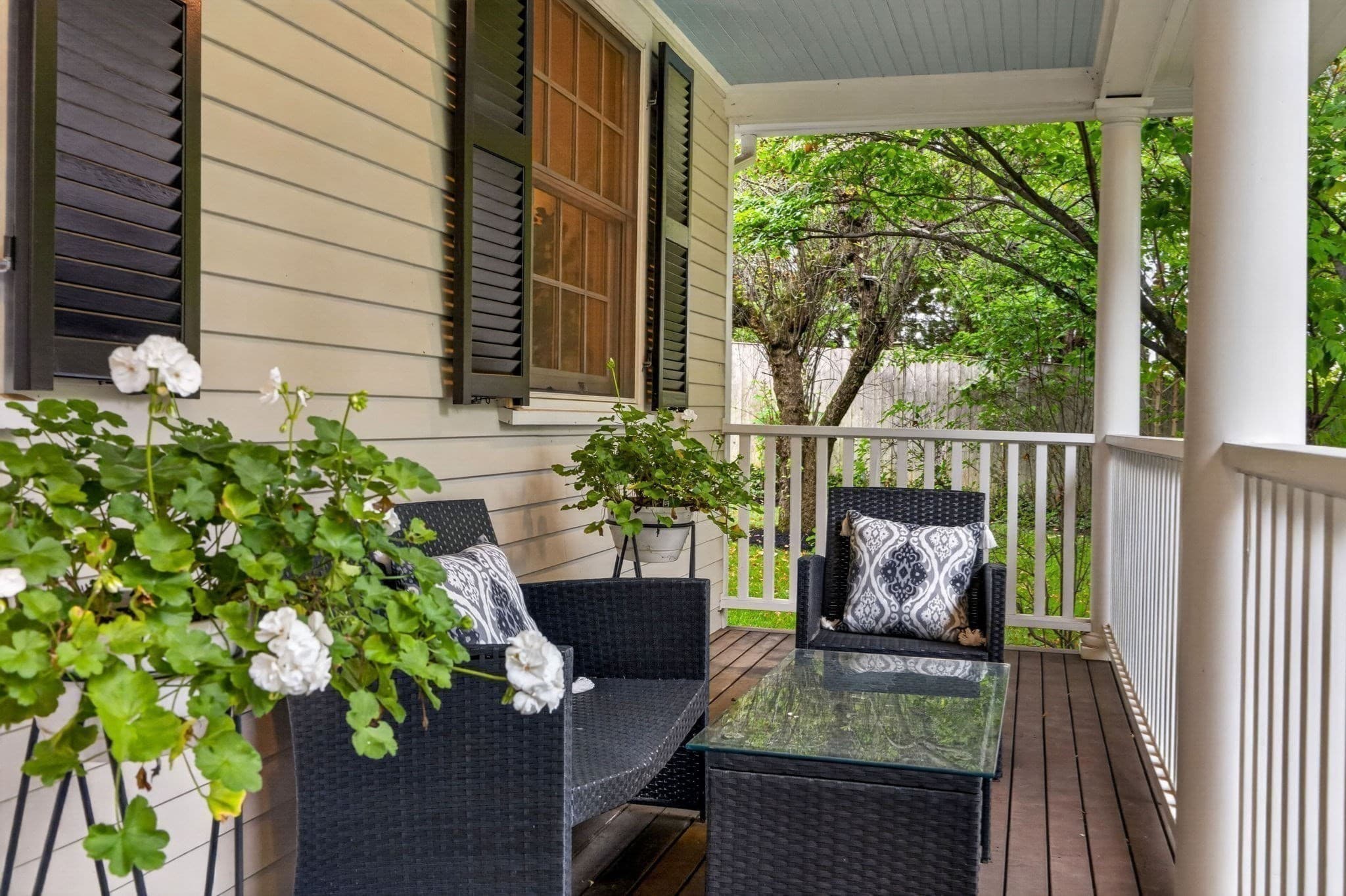 Single Family Residence at 118 Benvenue St, Wellesley MA 02482, Wellesley, photo 3 of 38