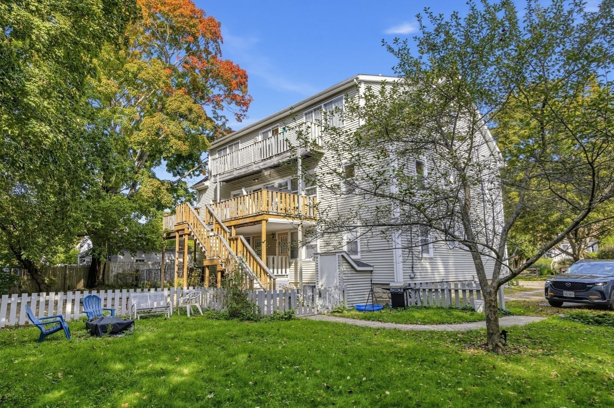 Condominium at 5 Russell Street # 4, Amesbury MA 01913, Amesbury, photo 2 of 16