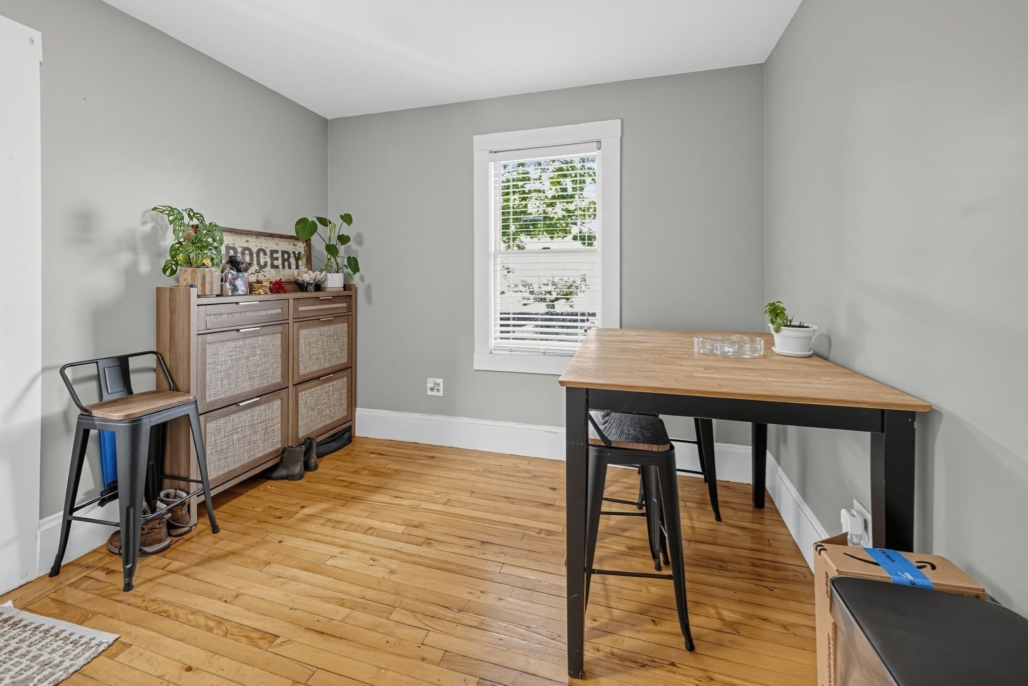 Condominium at 5 Russell Street # 4, Amesbury MA 01913, Amesbury, photo 13 of 16