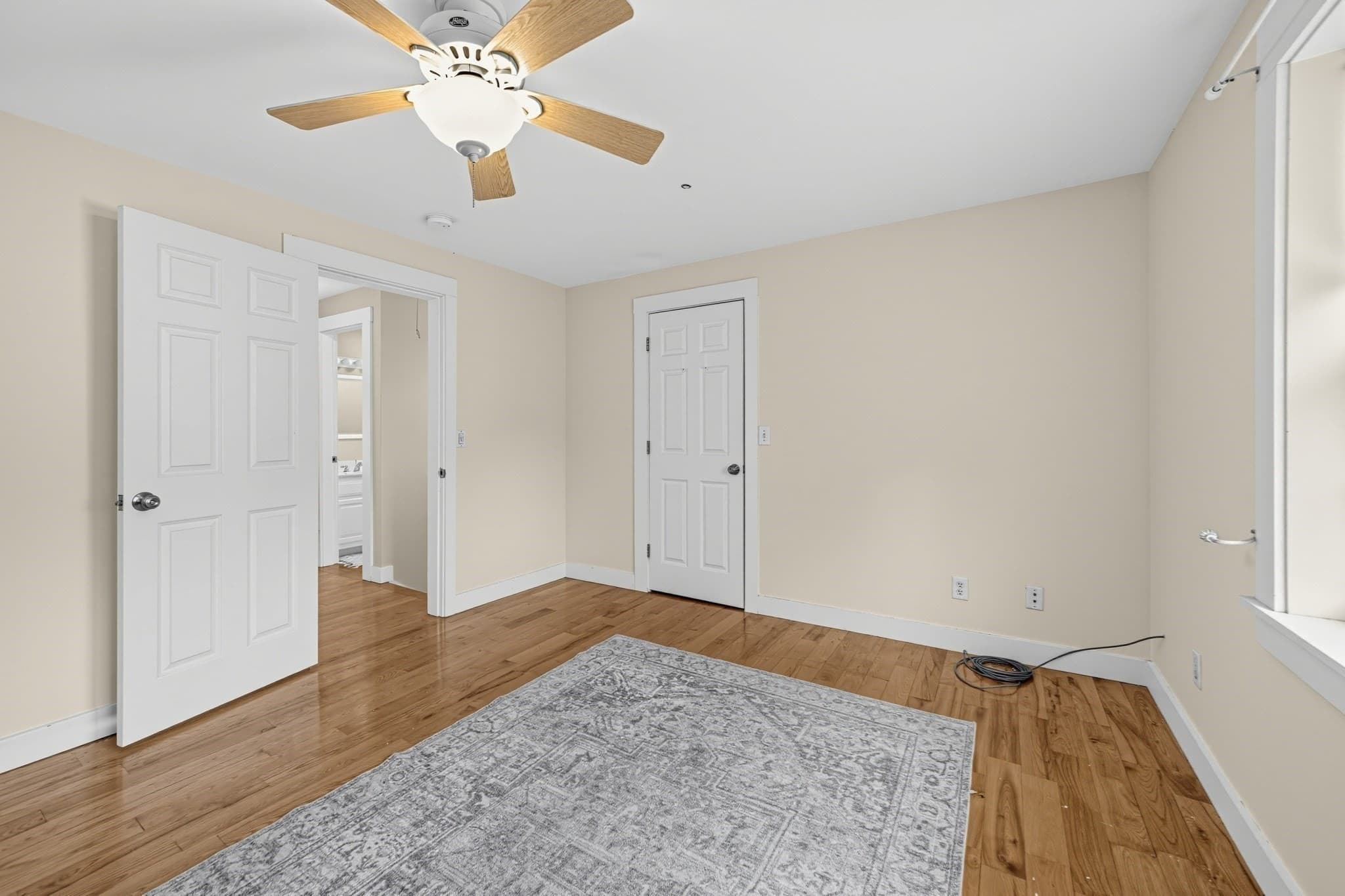 Condominium at 5 Russell Street # 4, Amesbury MA 01913, Amesbury, photo 9 of 16