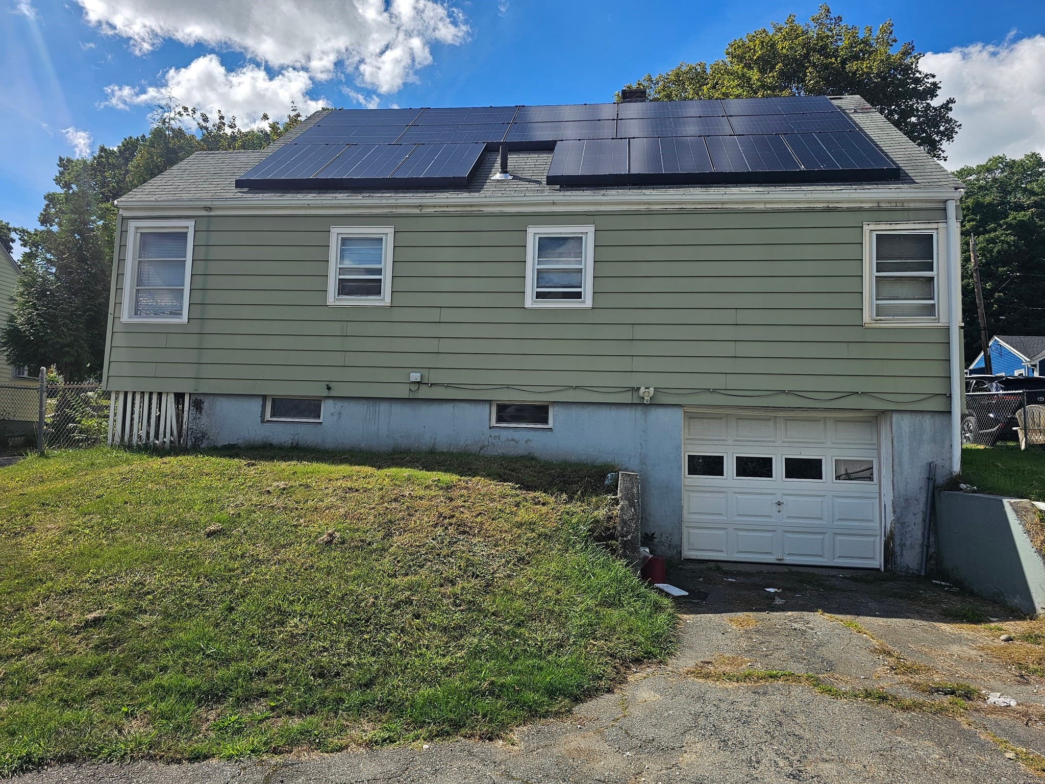 Single Family Residence at 22 Winchester Ave, Worcester MA 01603, Worcester, photo 12 of 13