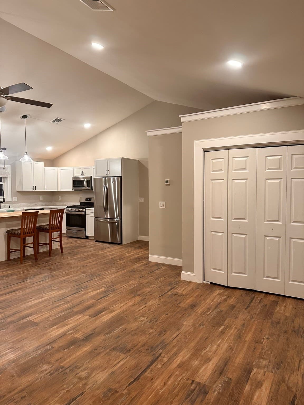 Single Family Residence at 18 Maplewood Ave, Chicopee MA 01013, photo 22 of 22