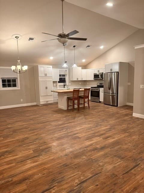 Single Family Residence at 18 Maplewood Ave, Chicopee MA 01013, Chicopee, photo 9 of 17
