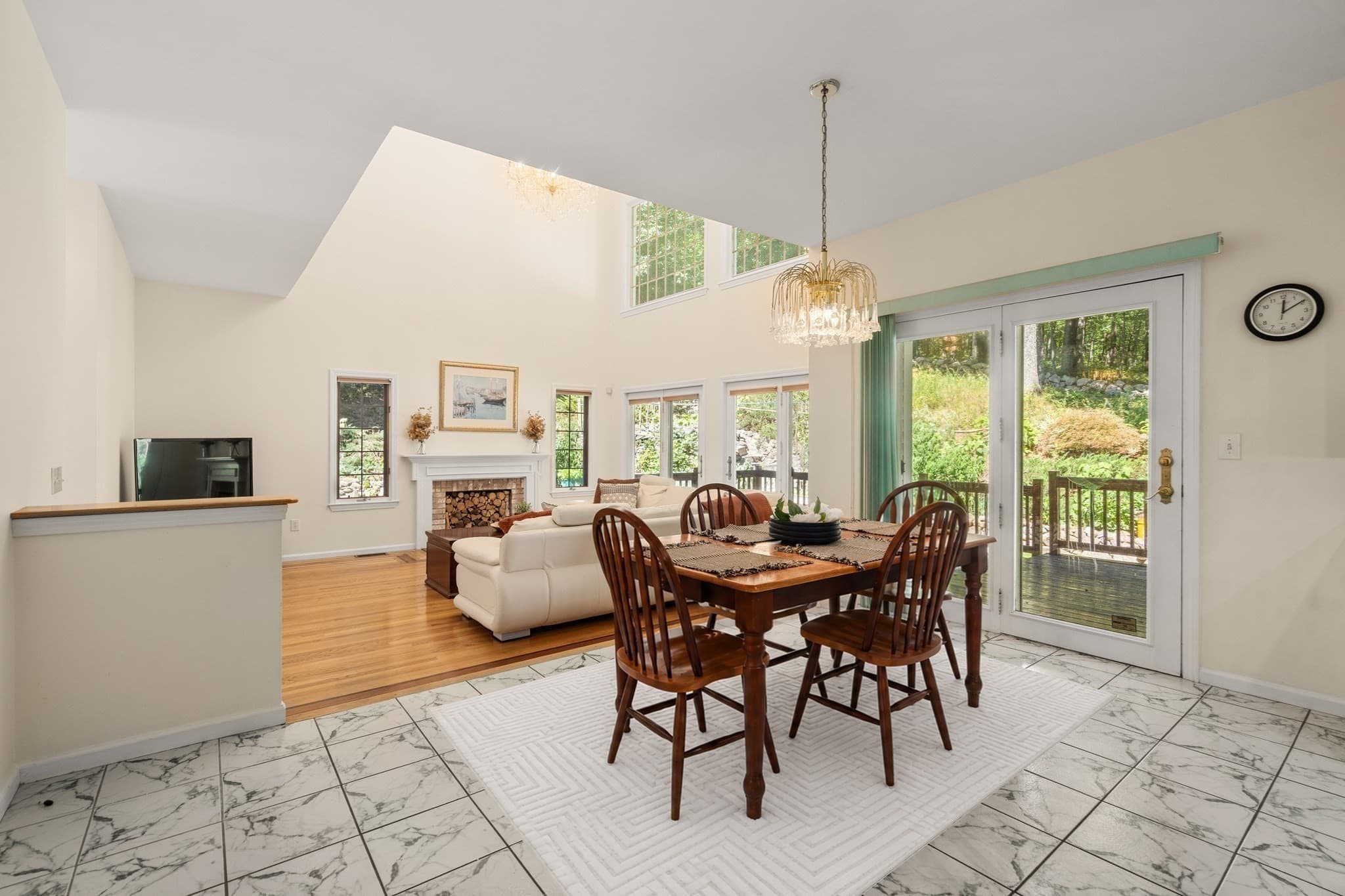 Single Family Residence at 160 Stearns Rd, Marlborough MA 01752, Marlborough, photo 12 of 37