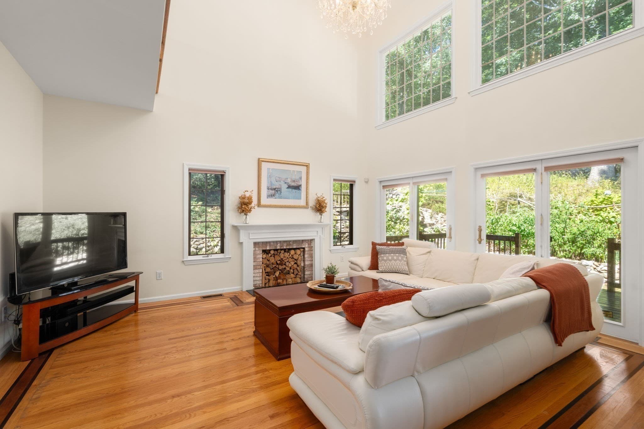 Single Family Residence at 160 Stearns Rd, Marlborough MA 01752, Marlborough, photo 15 of 37